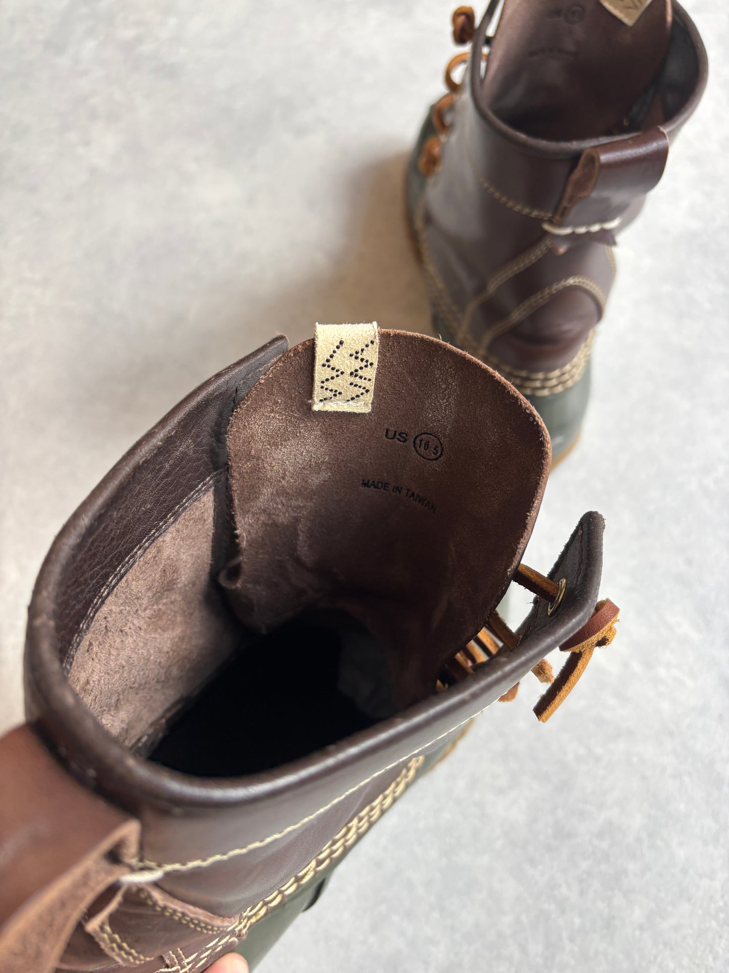 Visvim Logo Print Lace Up Boots Brown 44,5