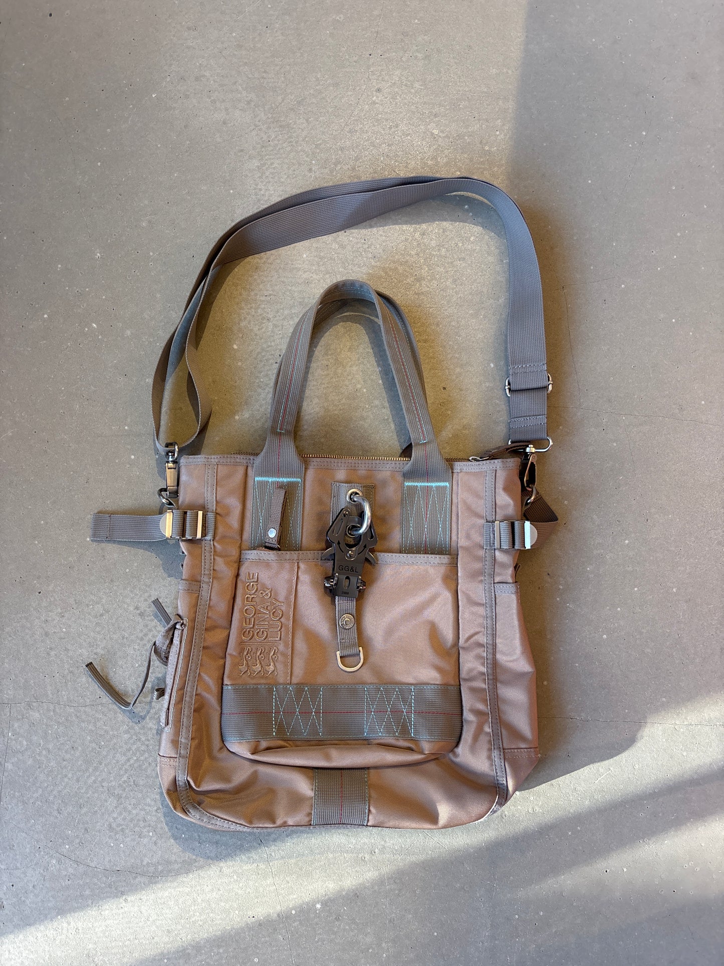 George Gina & Lucy Sling Bag Camel