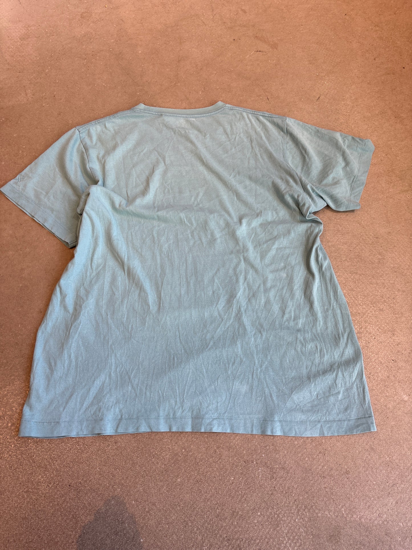 KAWS x Uniqlo Blue BFF Tee Blue XL