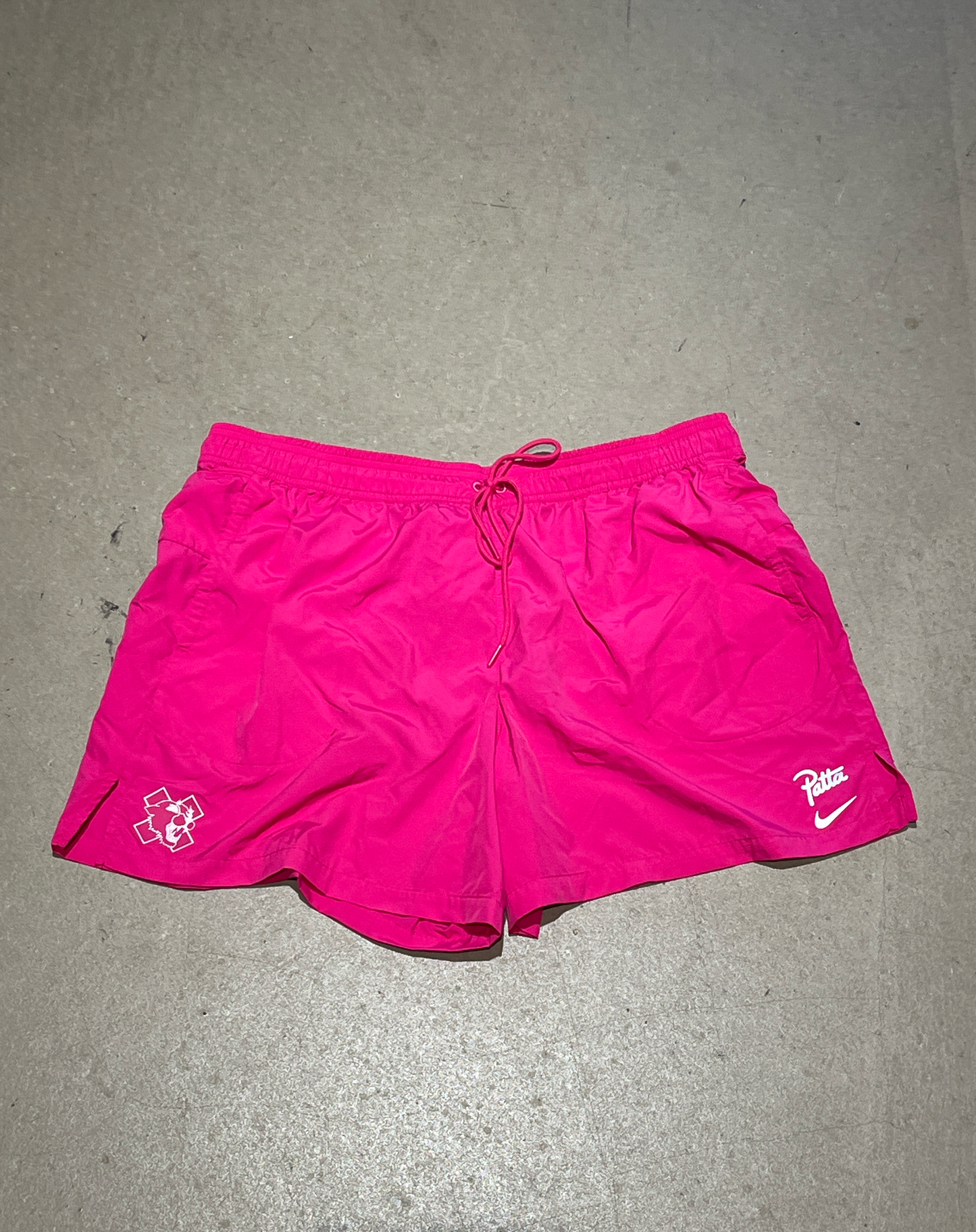 Nike x Patta Running Team Shorts Fireberry XL