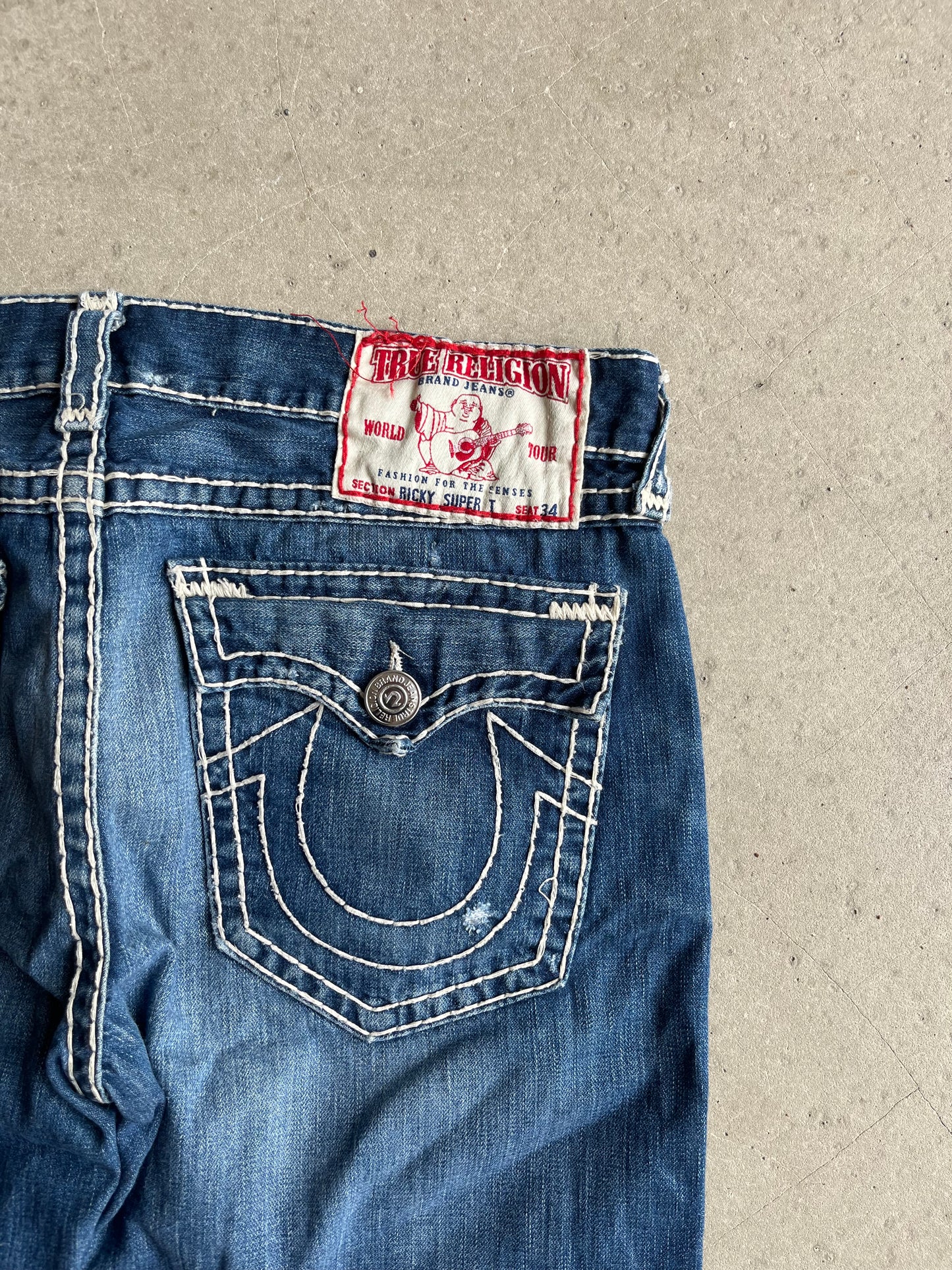 True Religion Ricky Super T Jorts 36