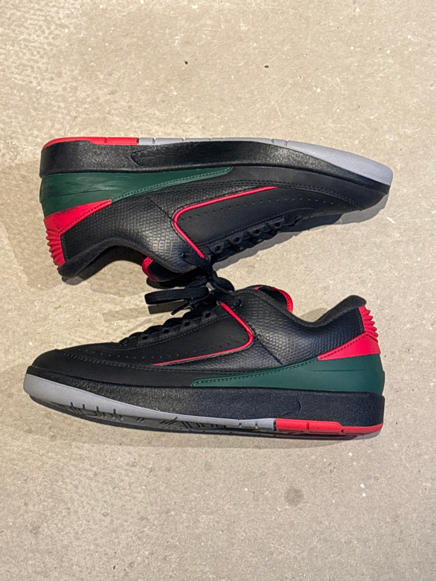 Nike Air Jordan 2 Retro Low Christmas 43
