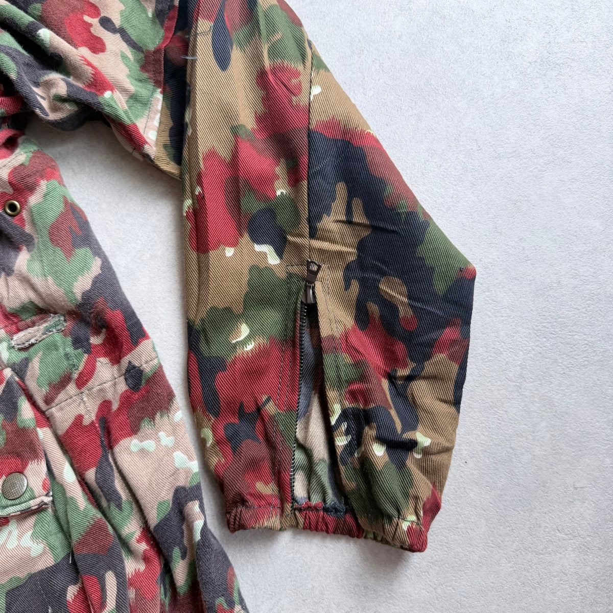 Vintage Swiss Army M70 Alpenflage Jacket L
