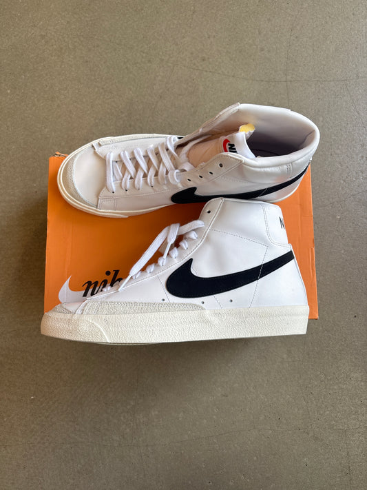 Nike Blazer Mid '77 VNTG