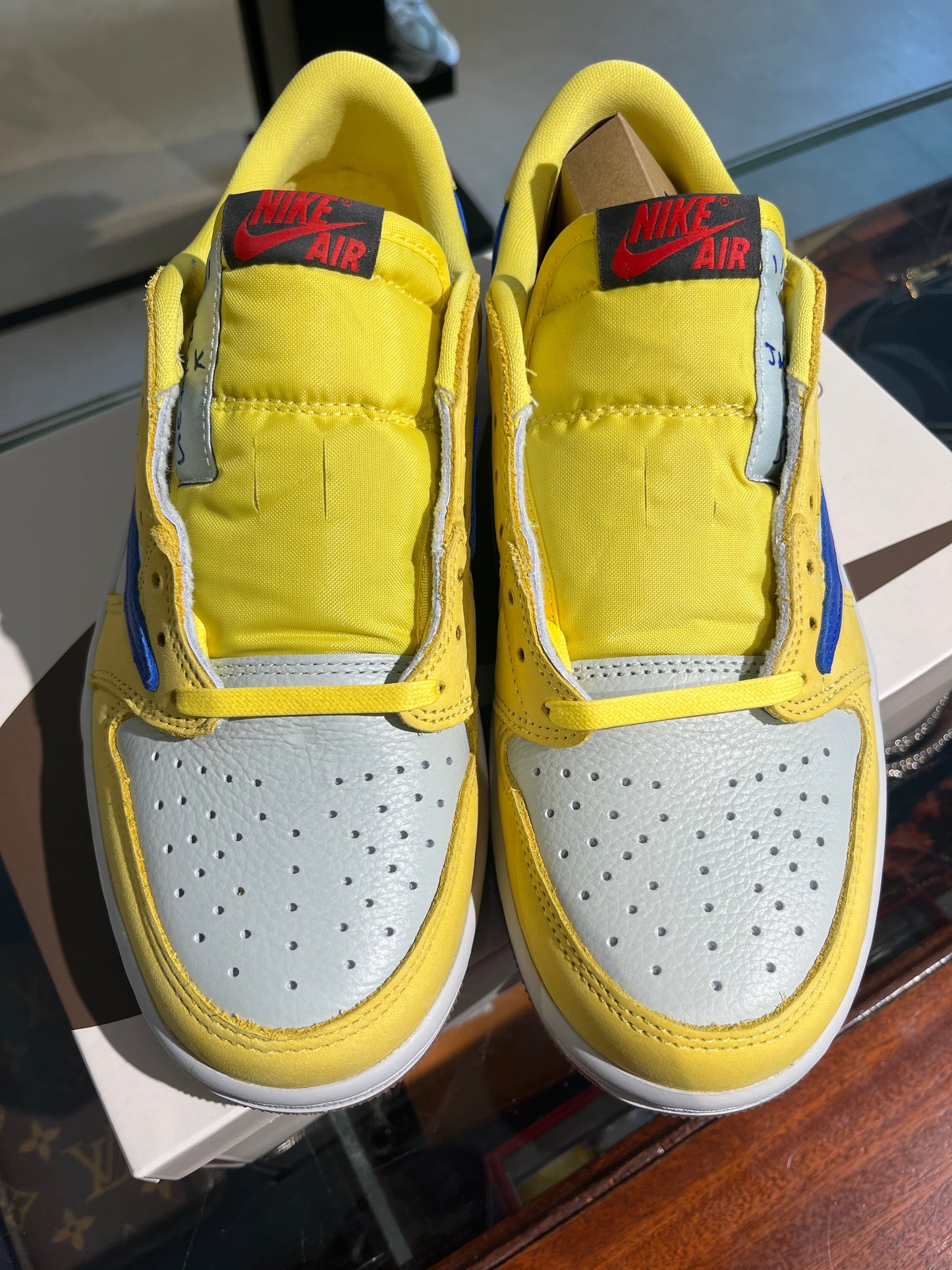 Jordan 1 Retro Low OG SP Travis Scott Canary