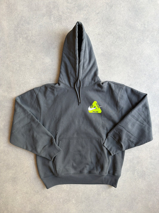 Palace &nbsp;Nike Tri Swoosh Hood Charcoal medium