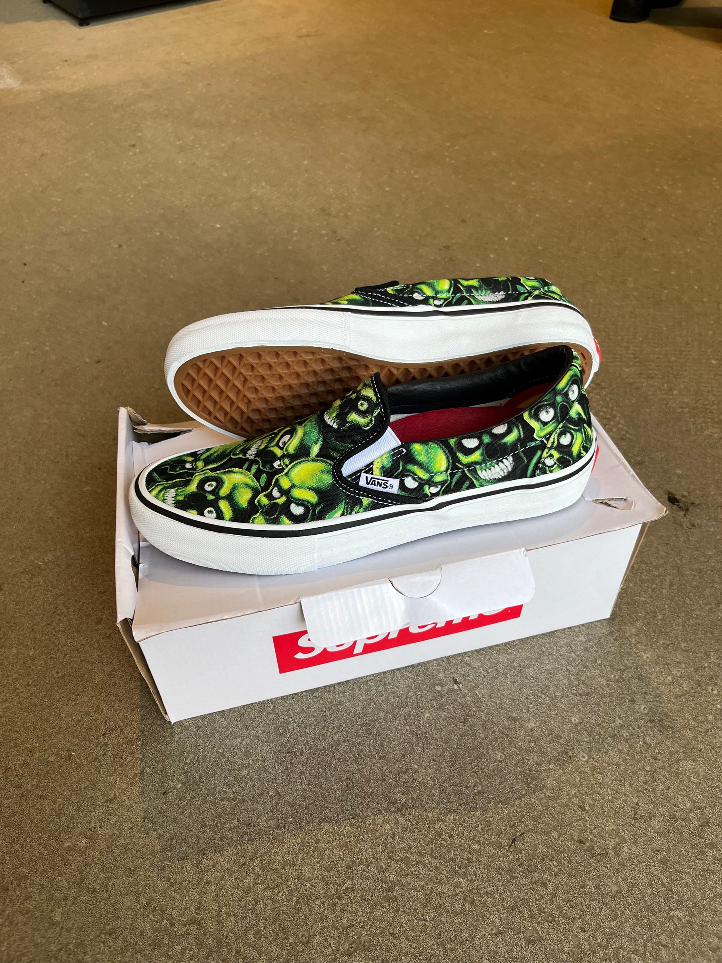 Vans Slip-On Supreme 41