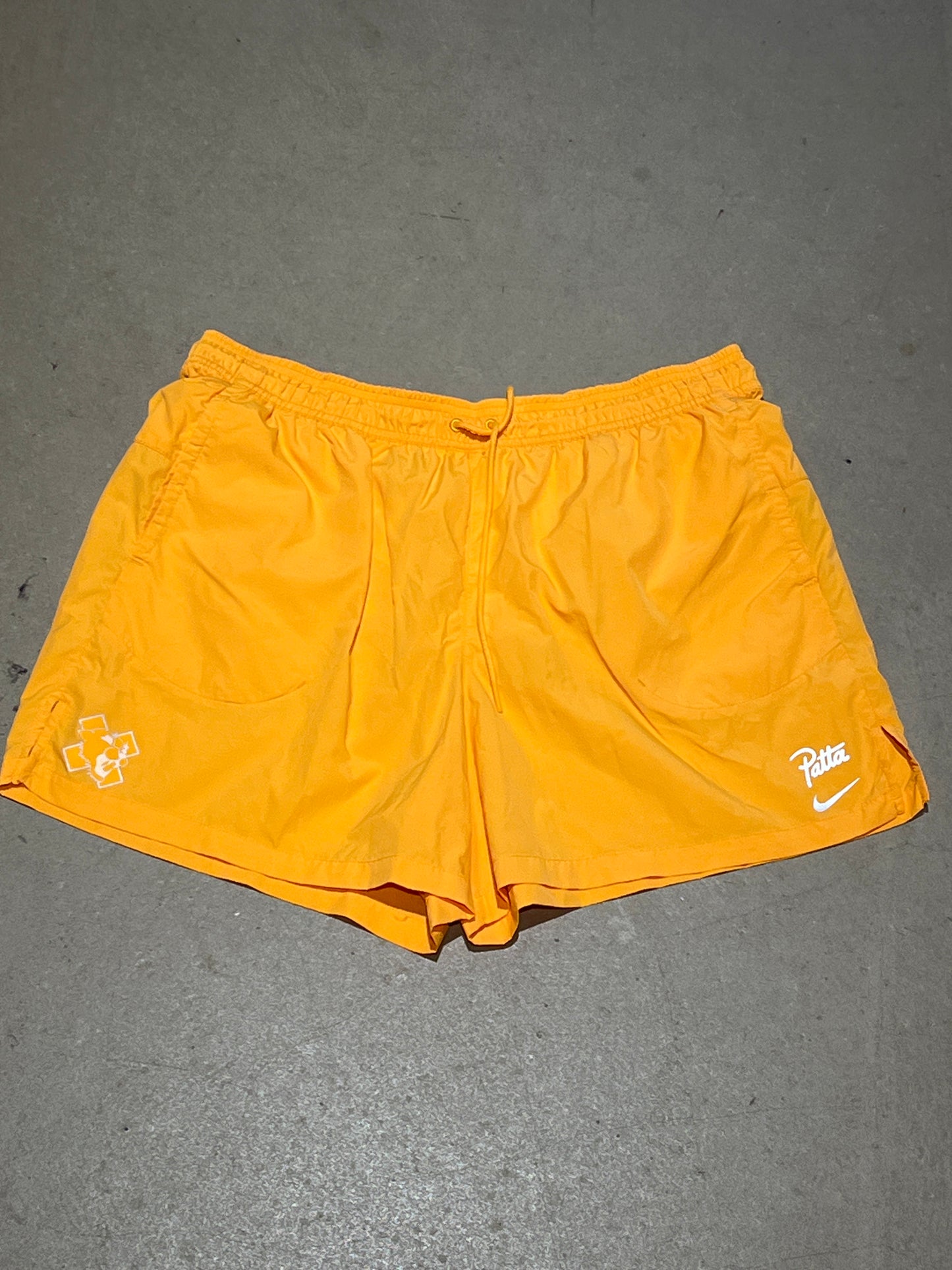 Nike x Patta Running Team Shorts Sundial XL