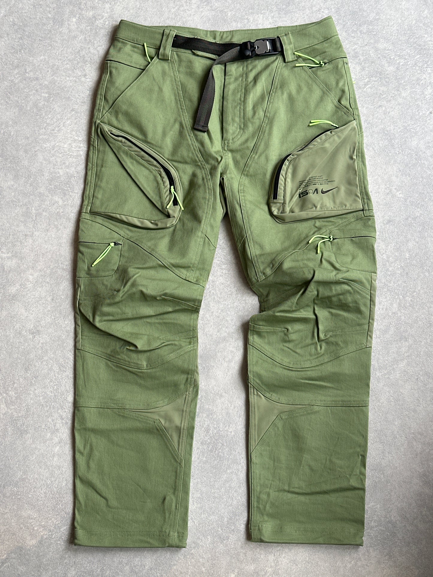 Nike  Ispa Pants 2.0  Green Size Medium