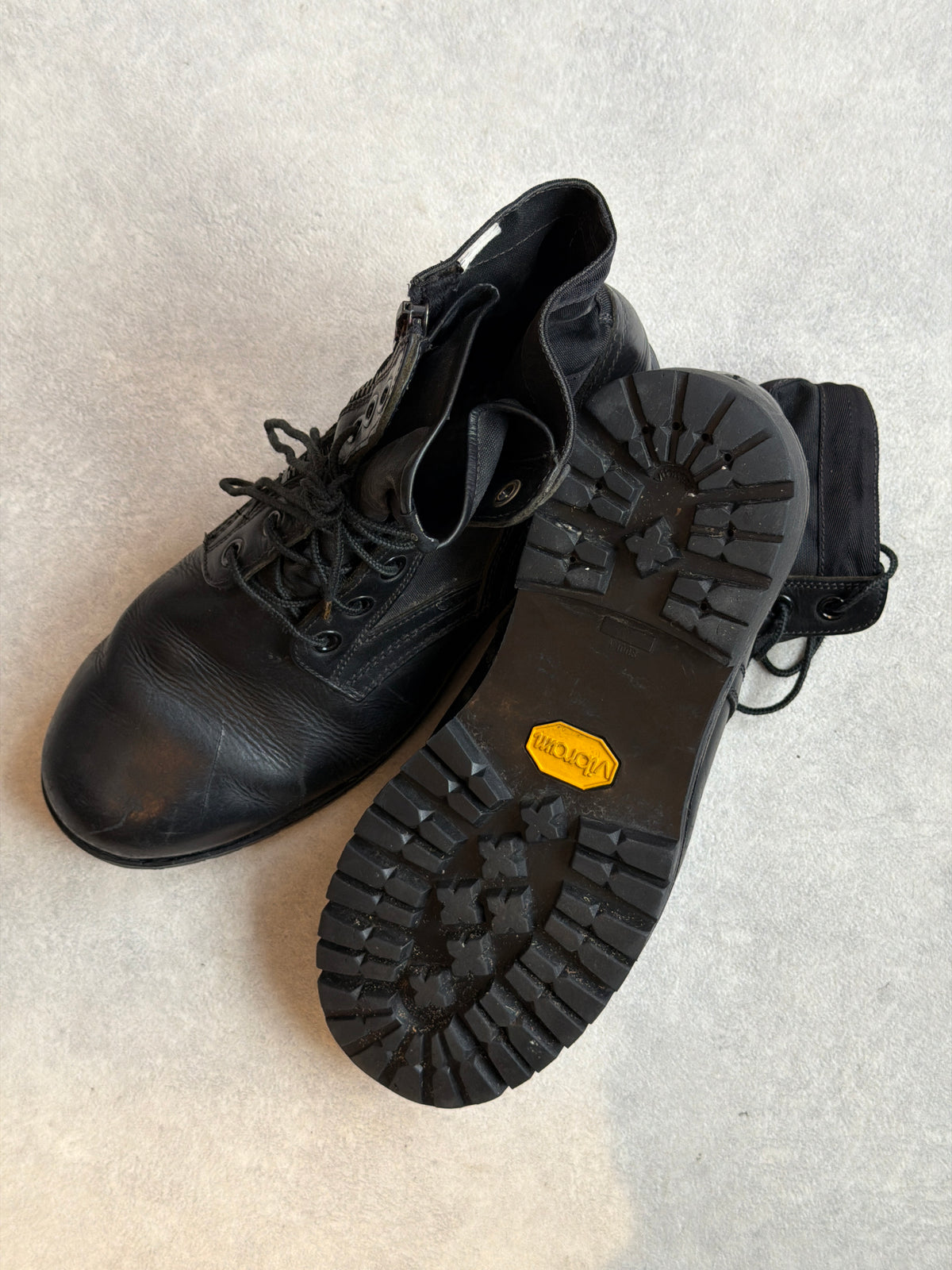 visvim 7 Hole '73 Folk Black US11