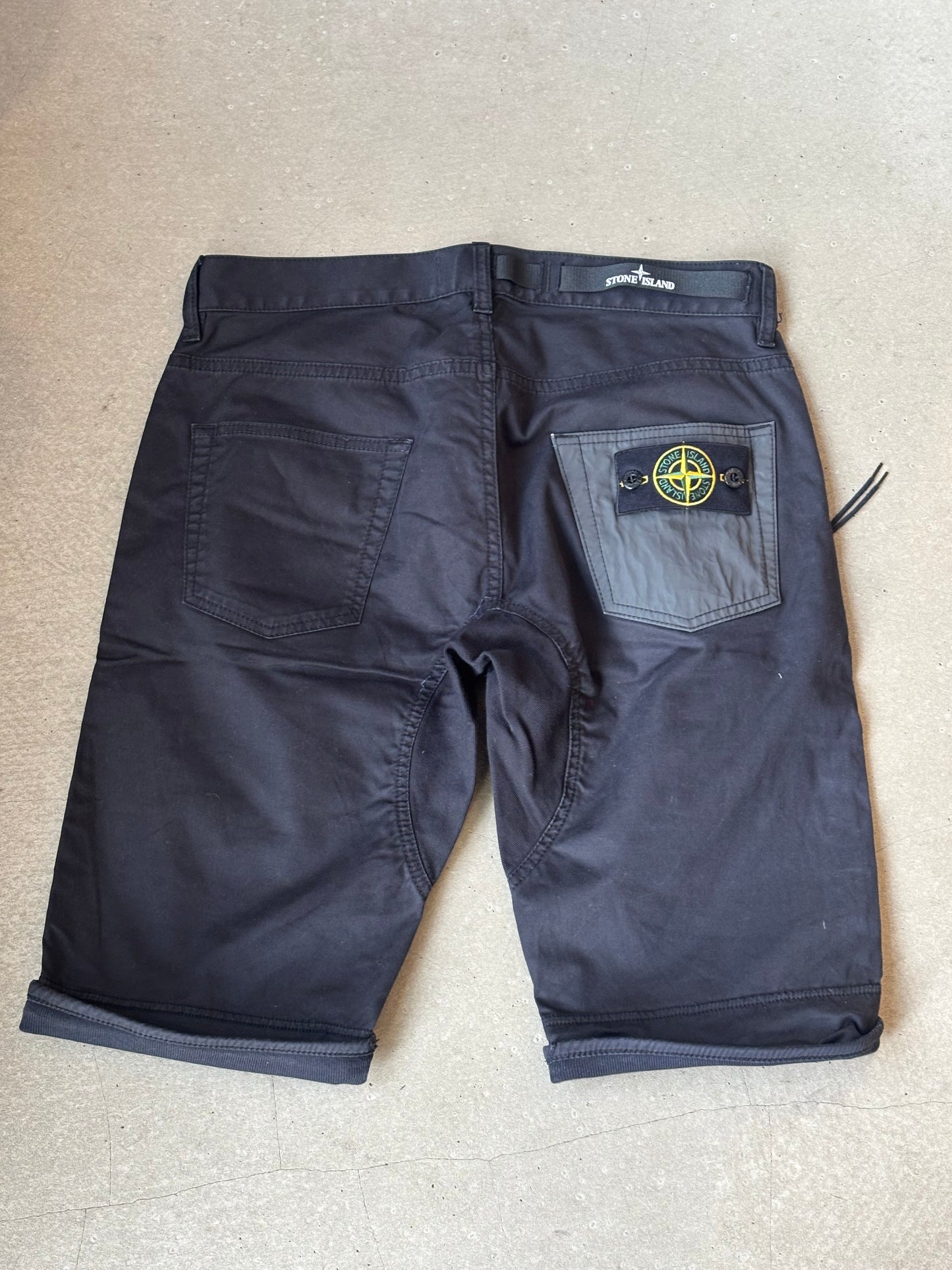 Stone Island Cargo Short Black W30