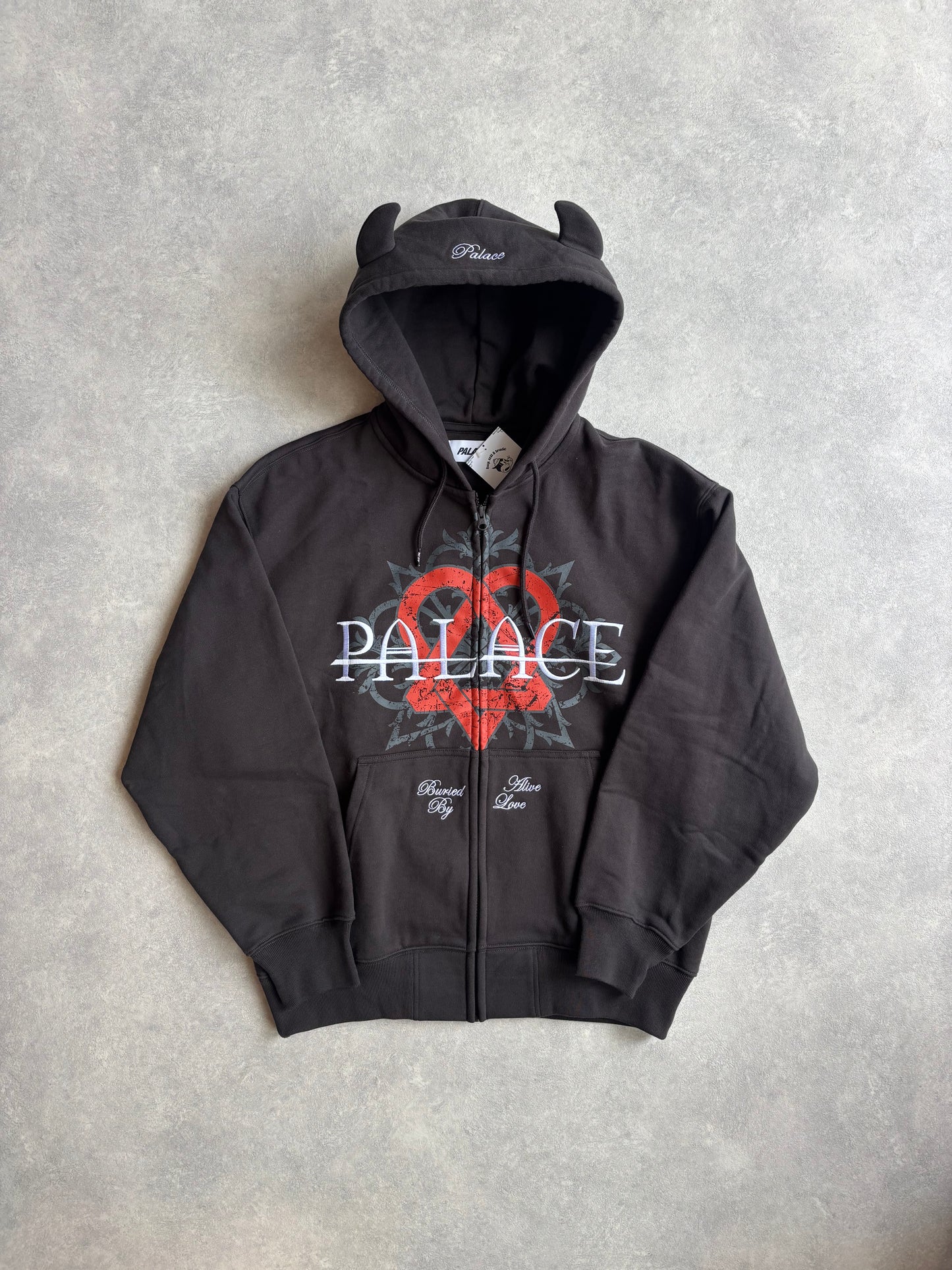Palace Tri-gram Hood Black / HIM