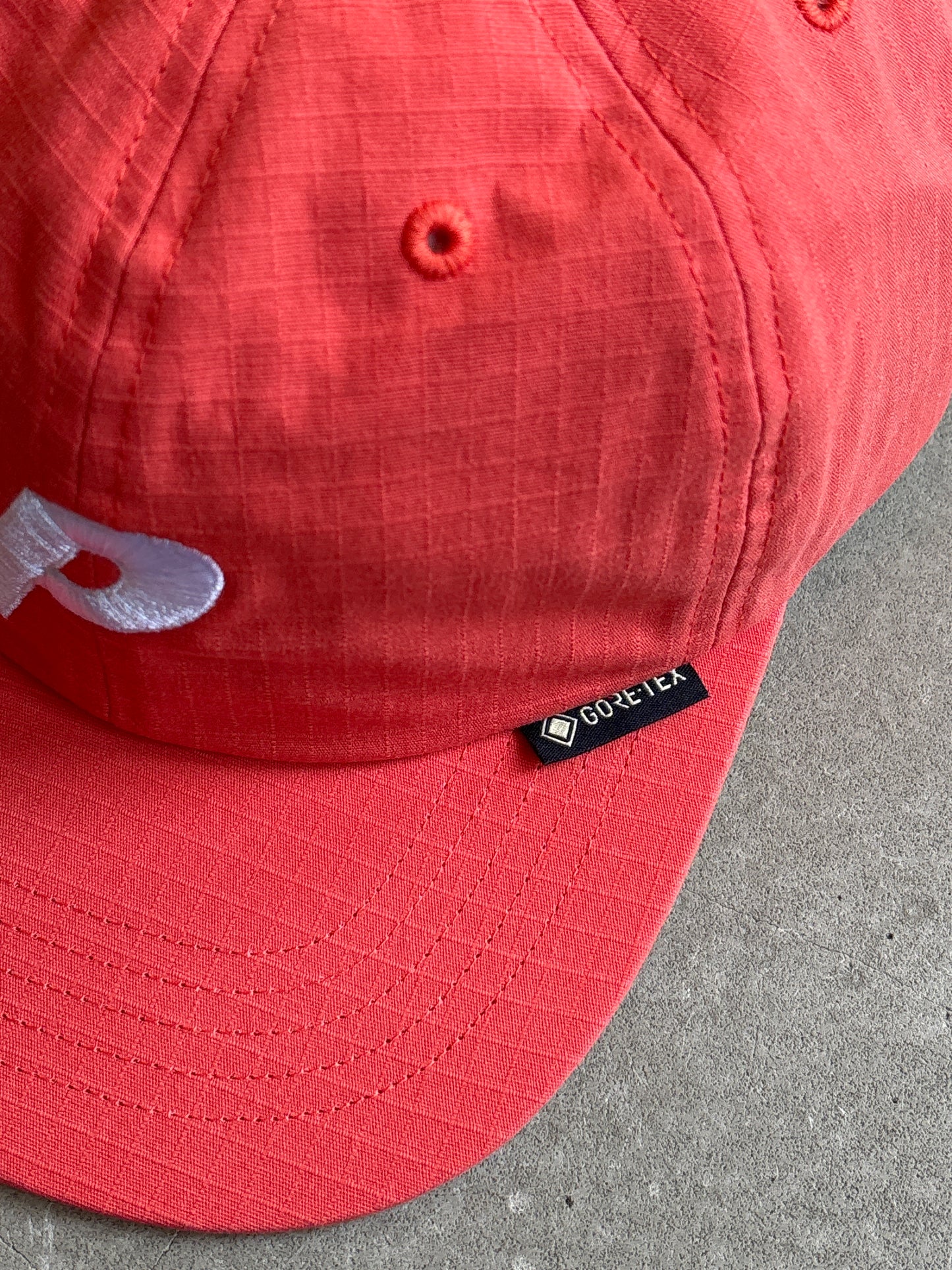 RS Gore-Tex Pal Hat Pink