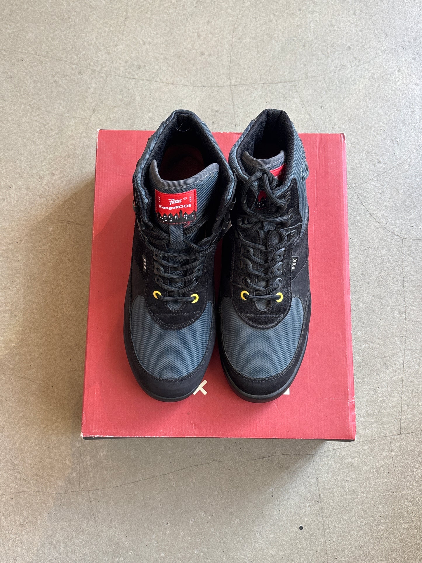 Kangaroos X Patta Blue EU 43