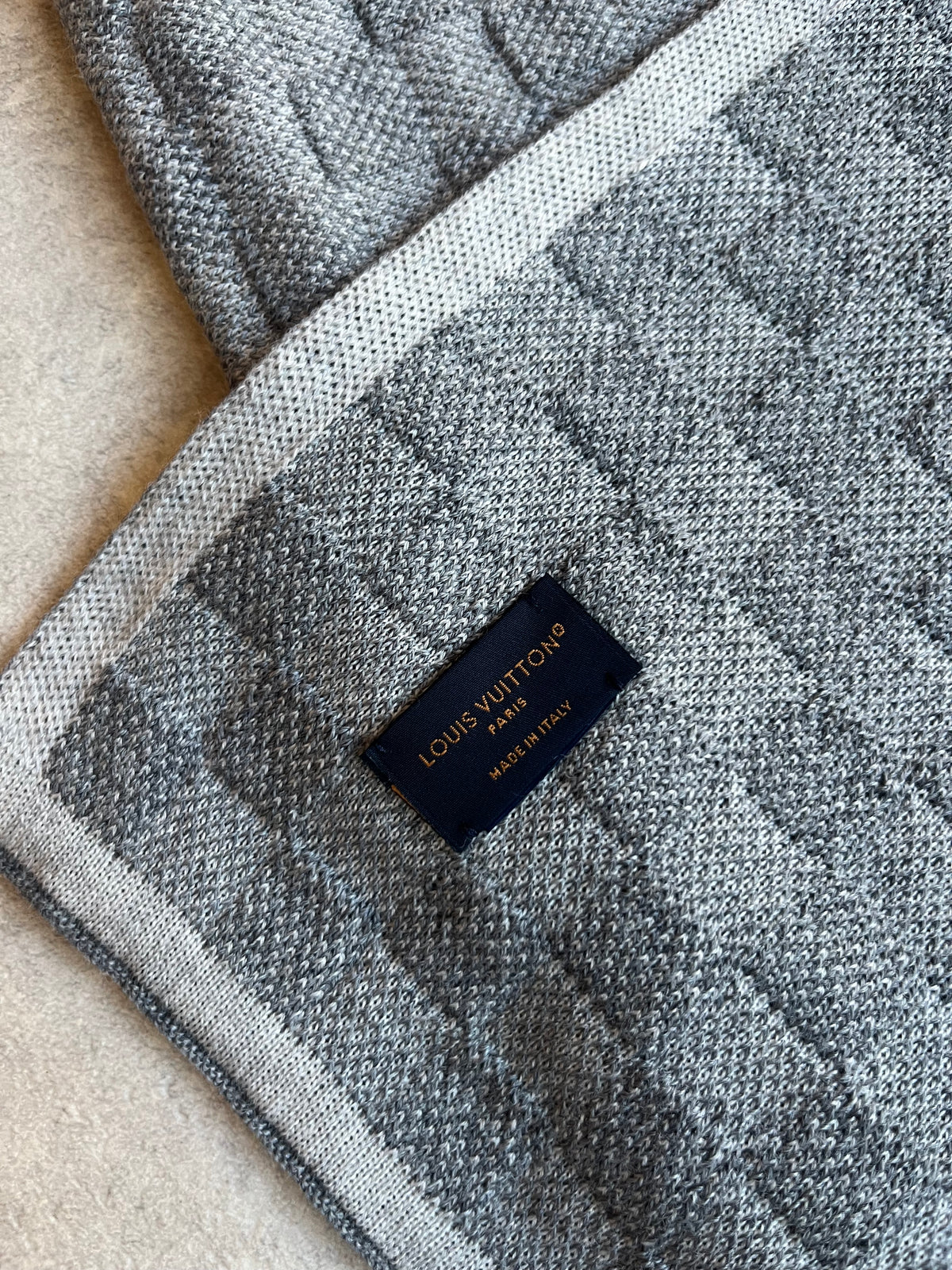 Louis Vuitton Neo Petit Damier Scarf