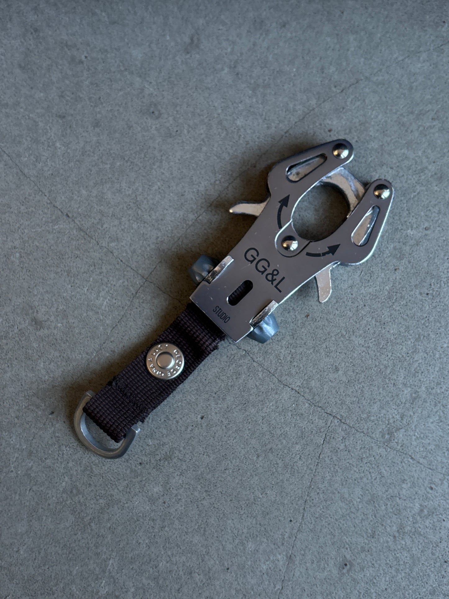 George Gina & Lucy Brown Bag