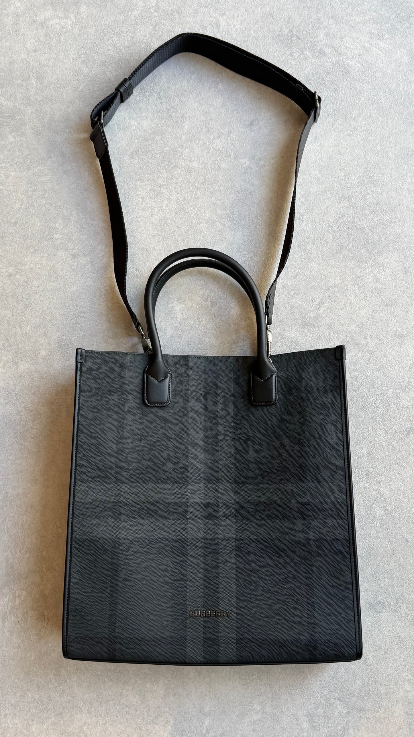 Burberry Slim Vertical Denny Tote