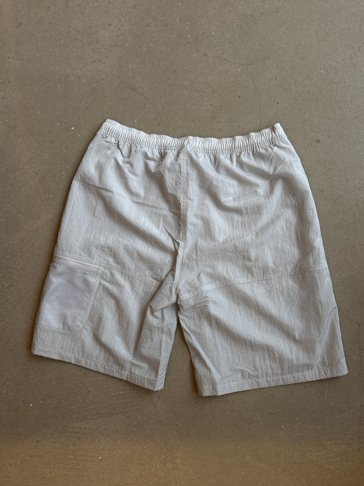 Palace Deflecto Black  L