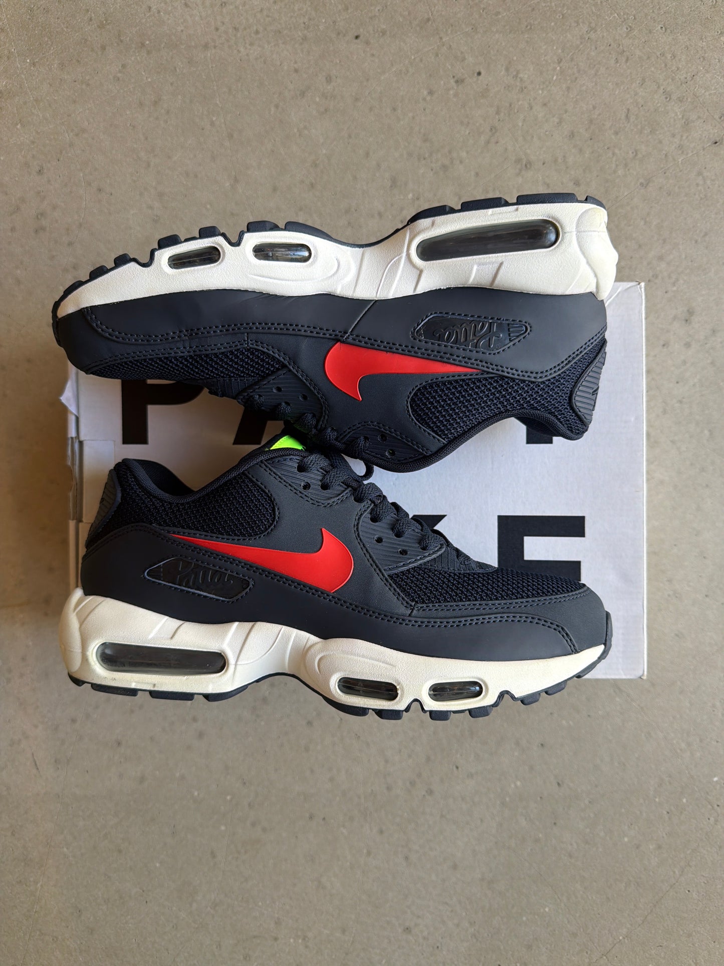 Nike x Patta Air Max 90/95 In The Dark 42,5
