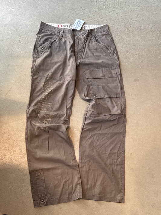 One Excess Pants L