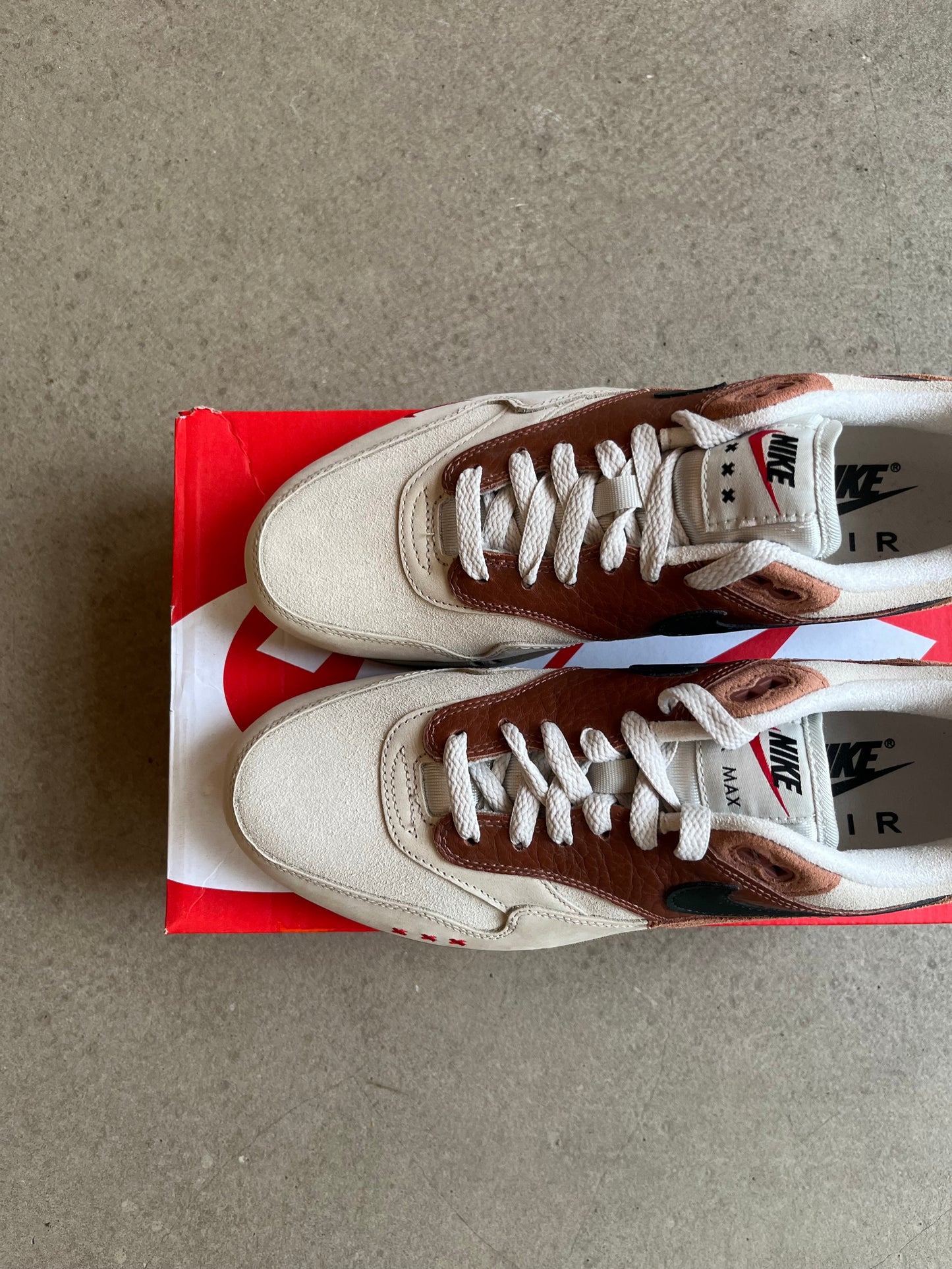 Nike Air Max 1 Beige Amsterdam 42