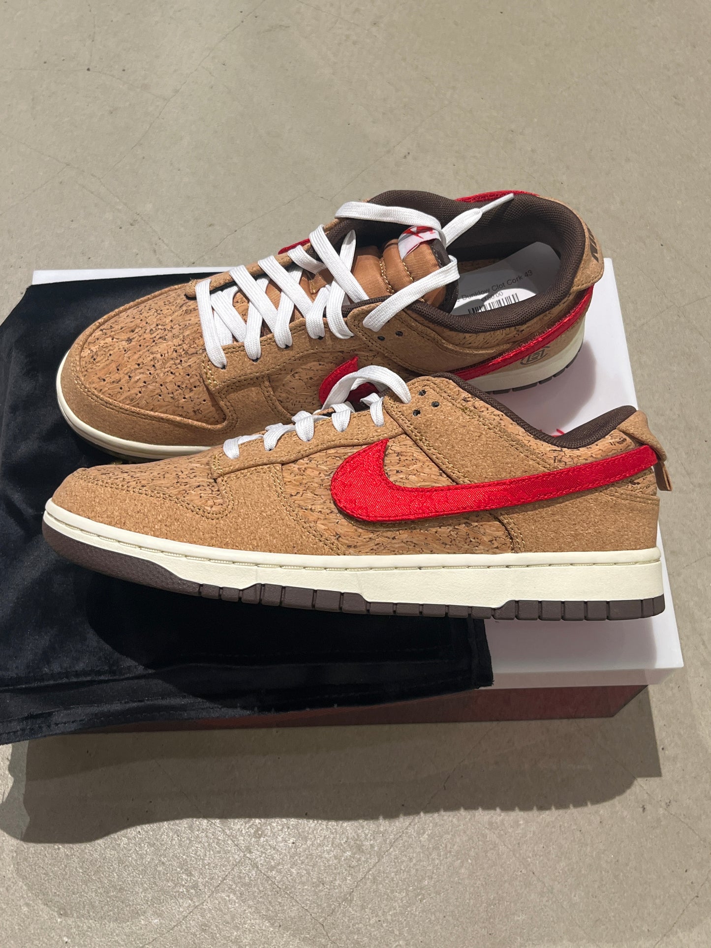 Nike Dunklow Clot Cork 43