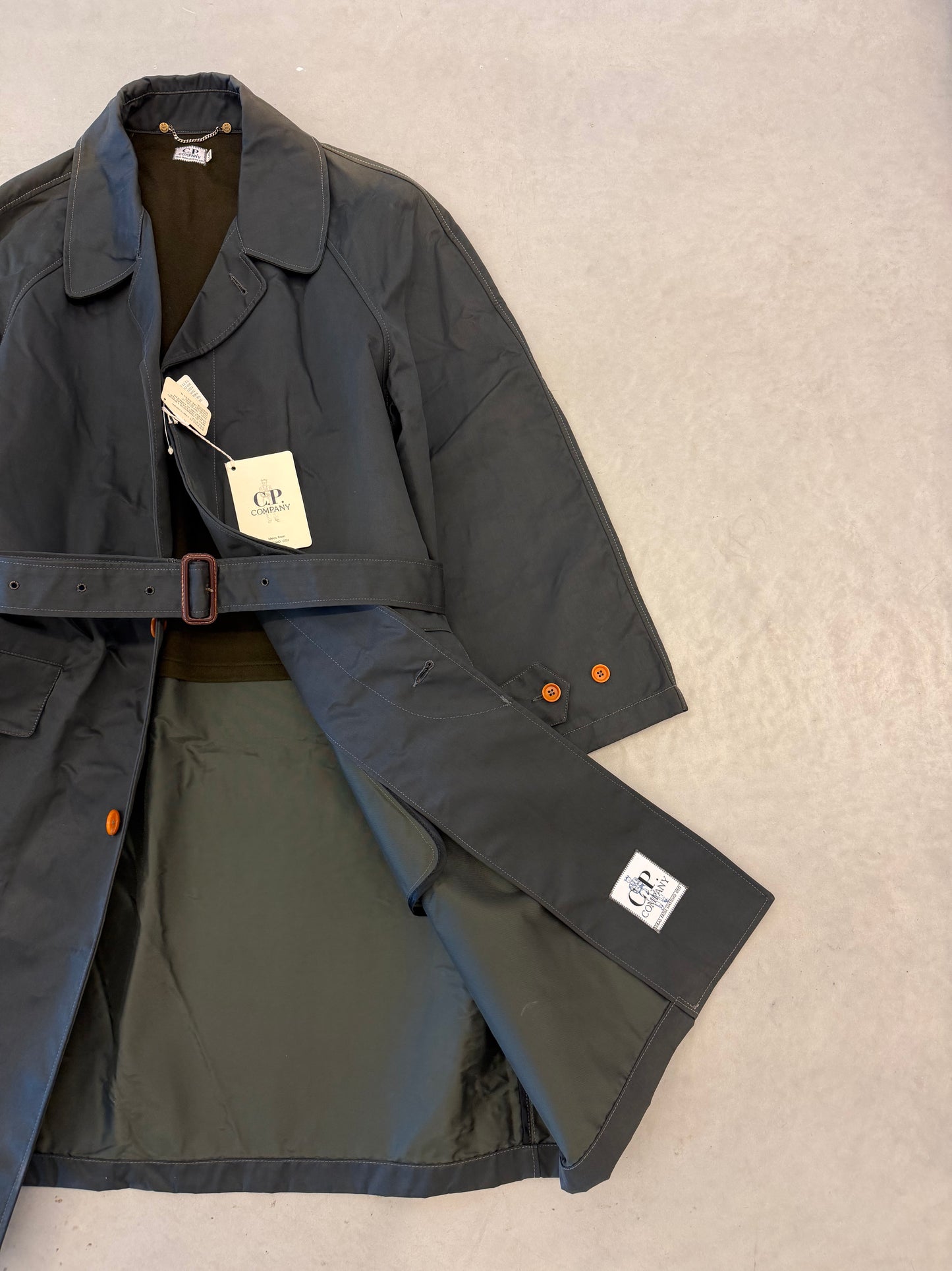 C.P. Company Trenchcoat Donkergrijs Maat 48