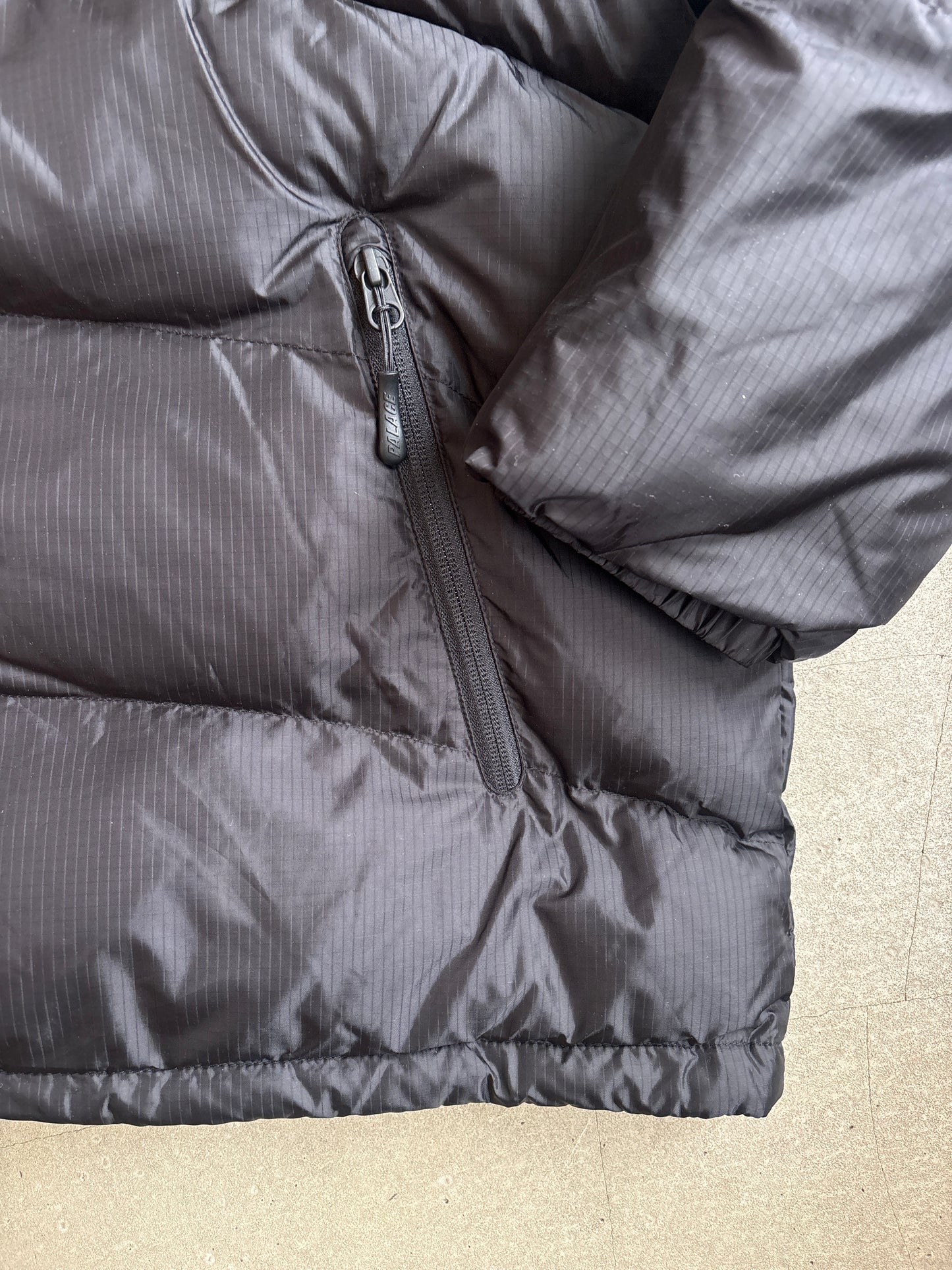 Palace Ripstop Arc Puffer Jacket Black XL