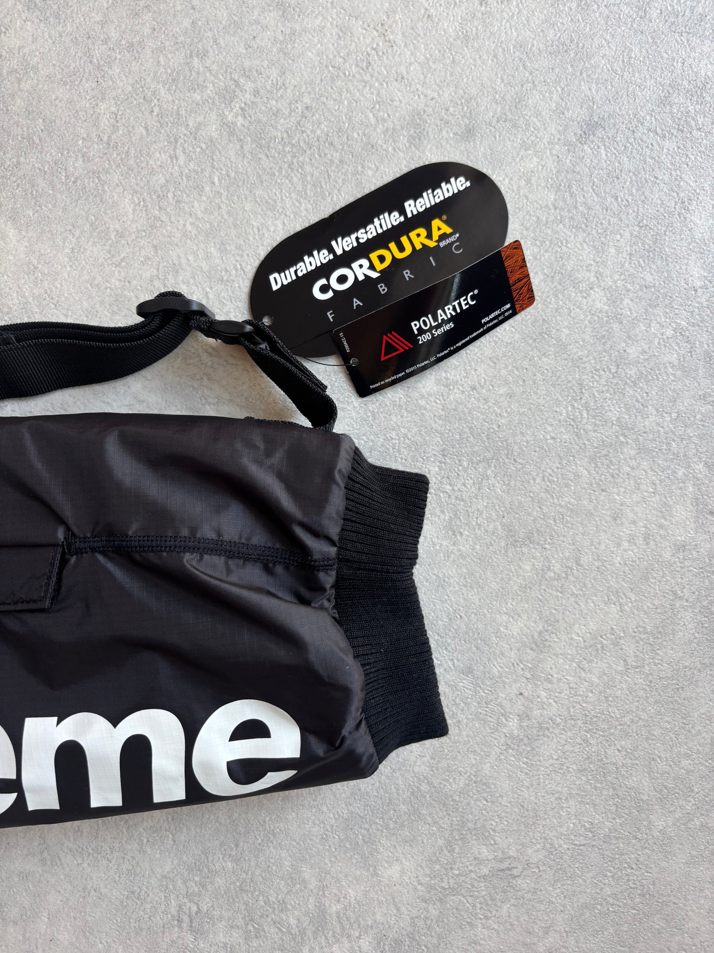 Supreme Hand Warmer Black