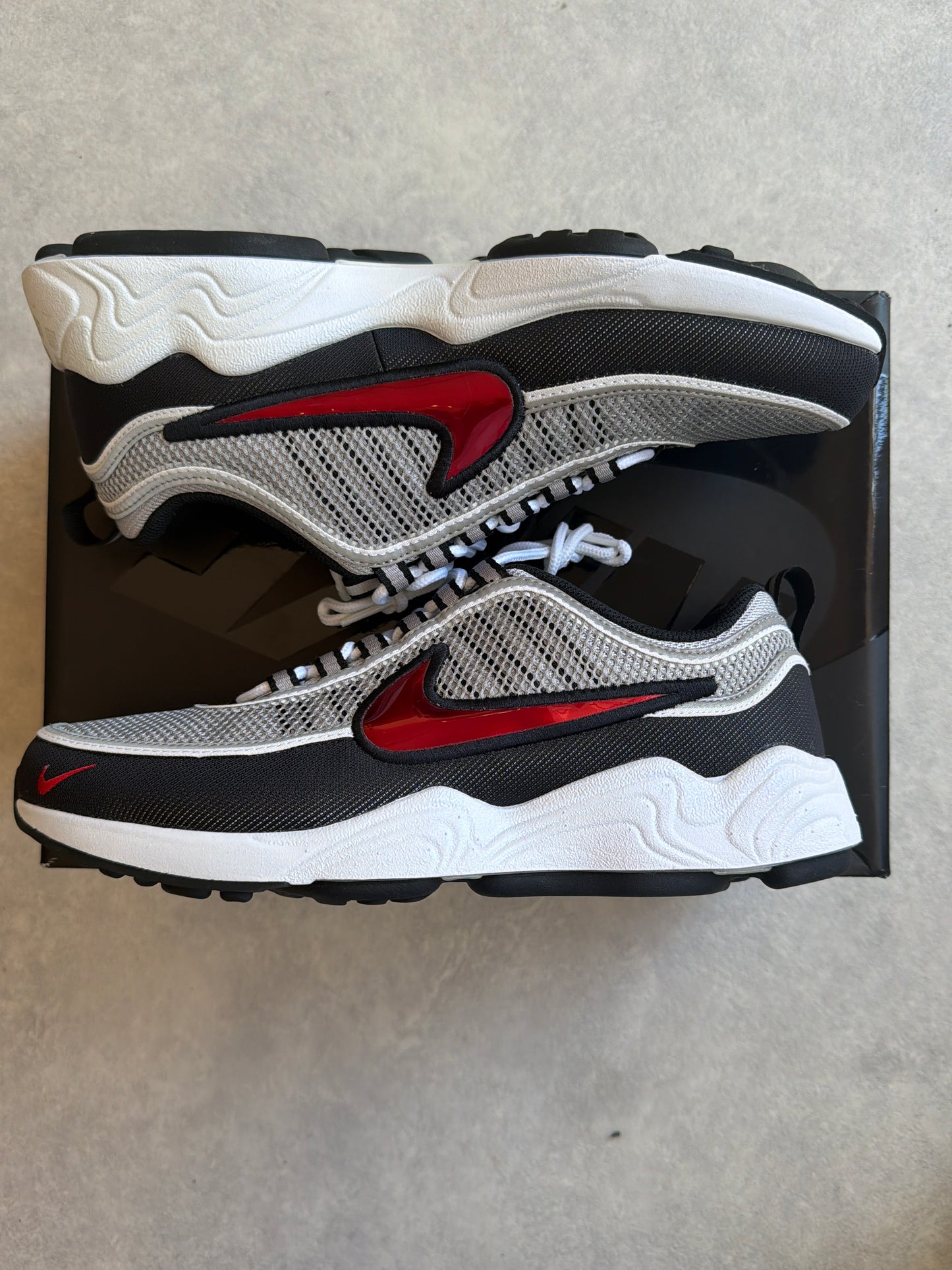Nike Air Zoom Spiridon Metallic Silver Size 42.5