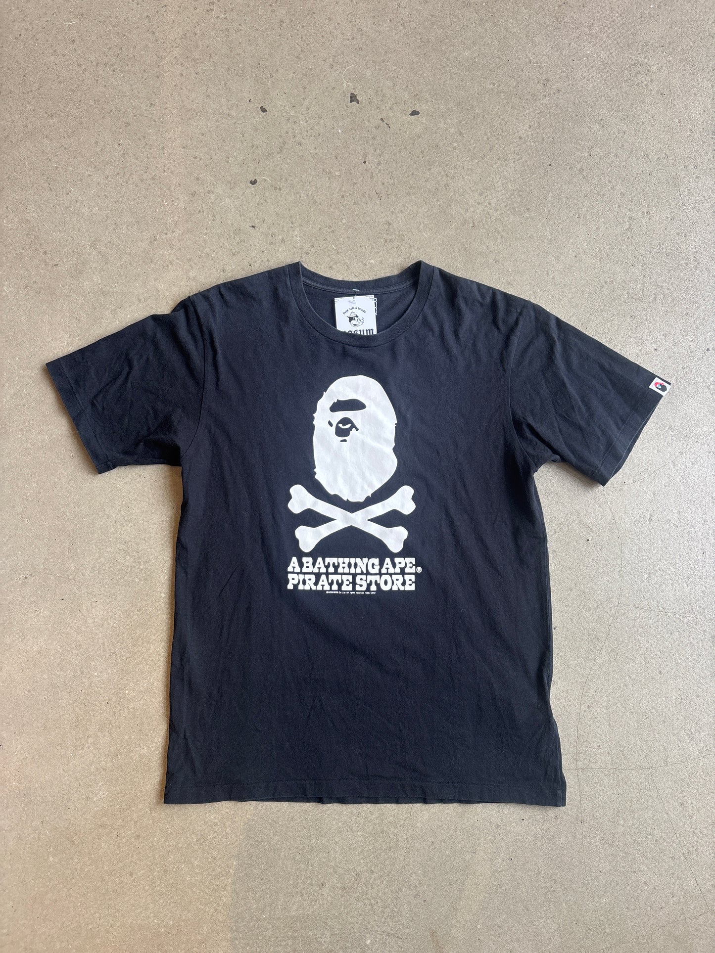 Bape Pirate Cross Bone L