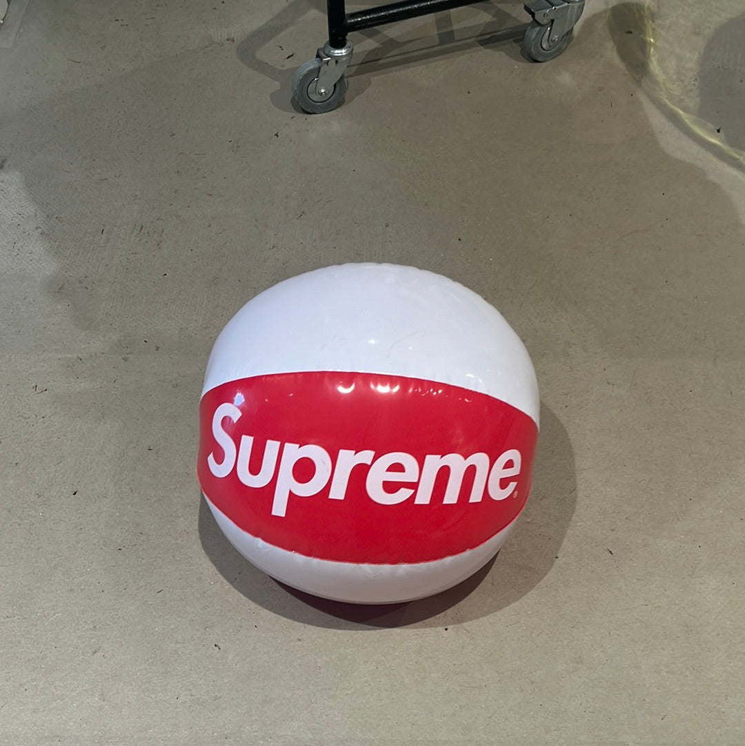 Supreme beach ball on sale