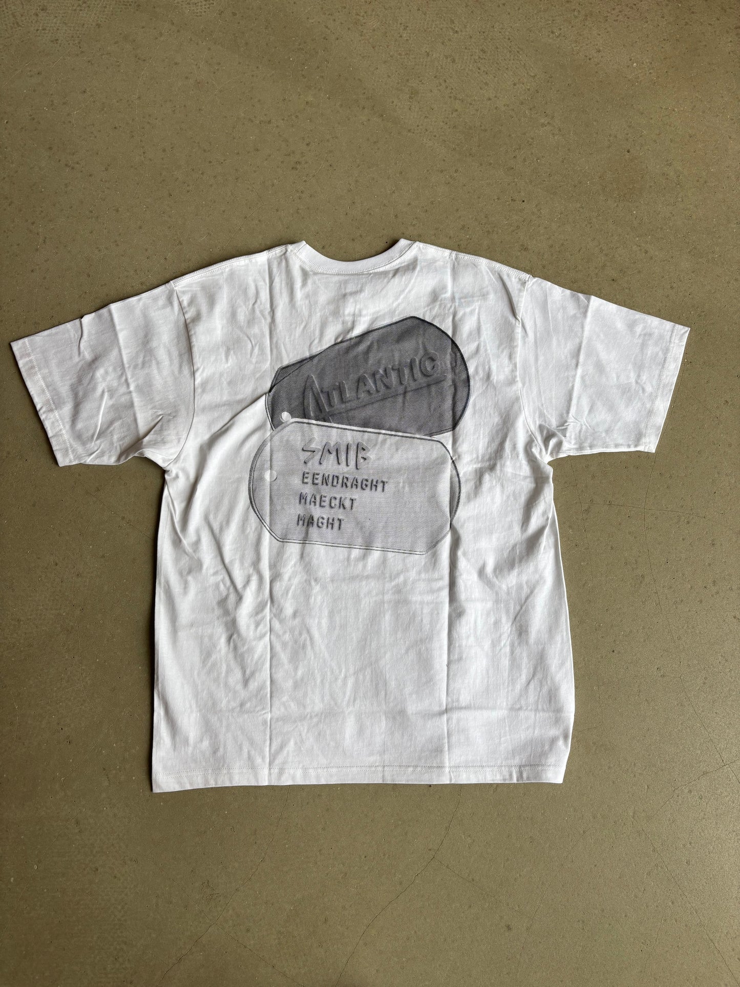 Smib Worldwide Box Logo XL