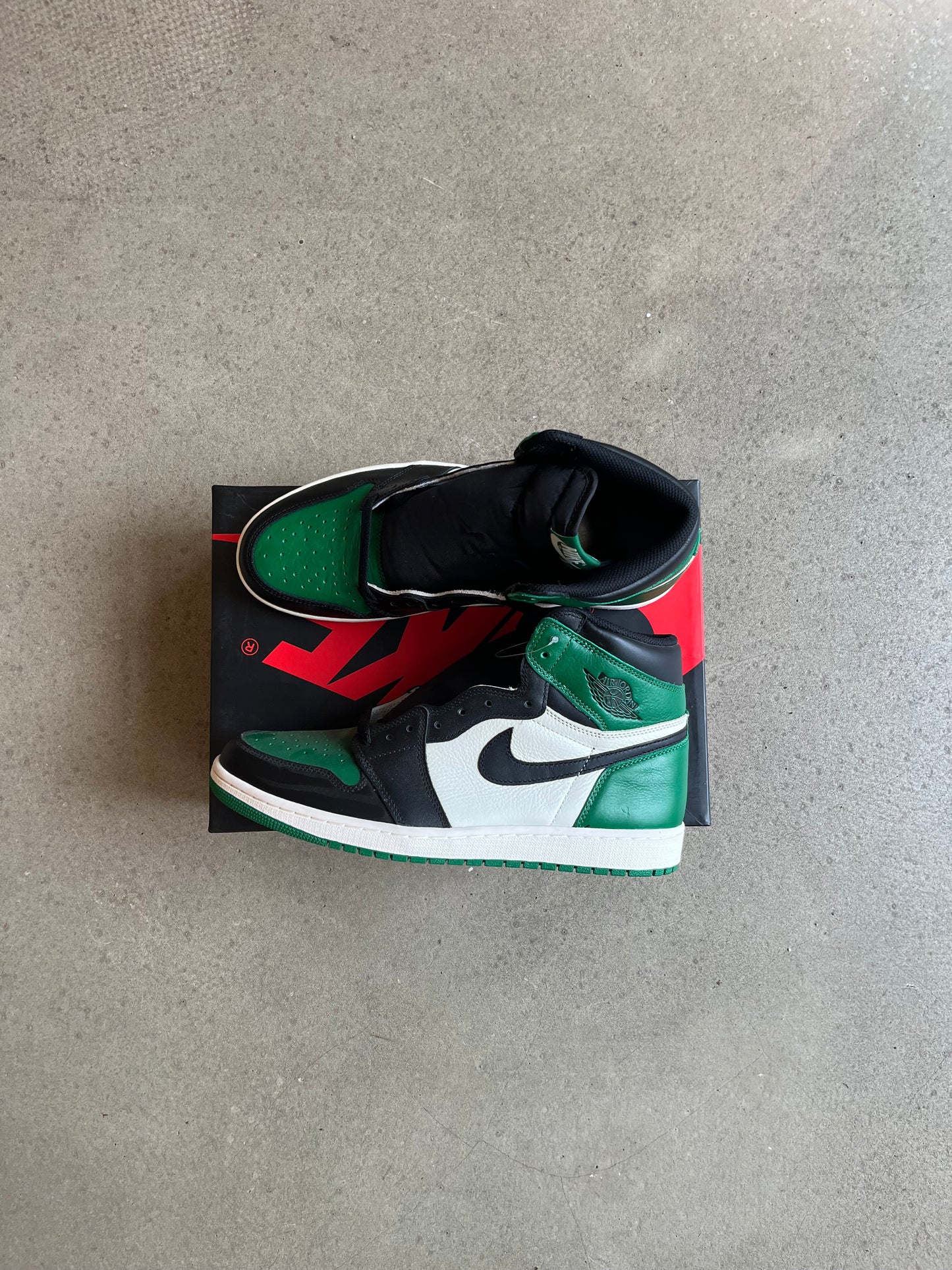 Jordan 1 Retro High OG Pine Green EU 47.5