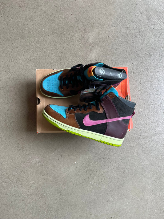 Nike Dunk High Undefeated EU 43