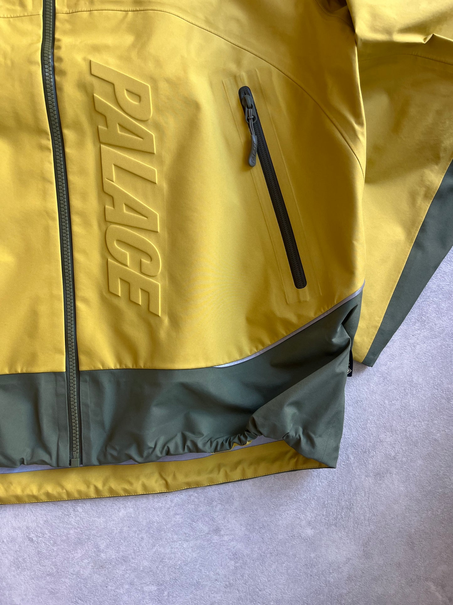 The Palace GORE-TEX 3L M-TEK Jacket M