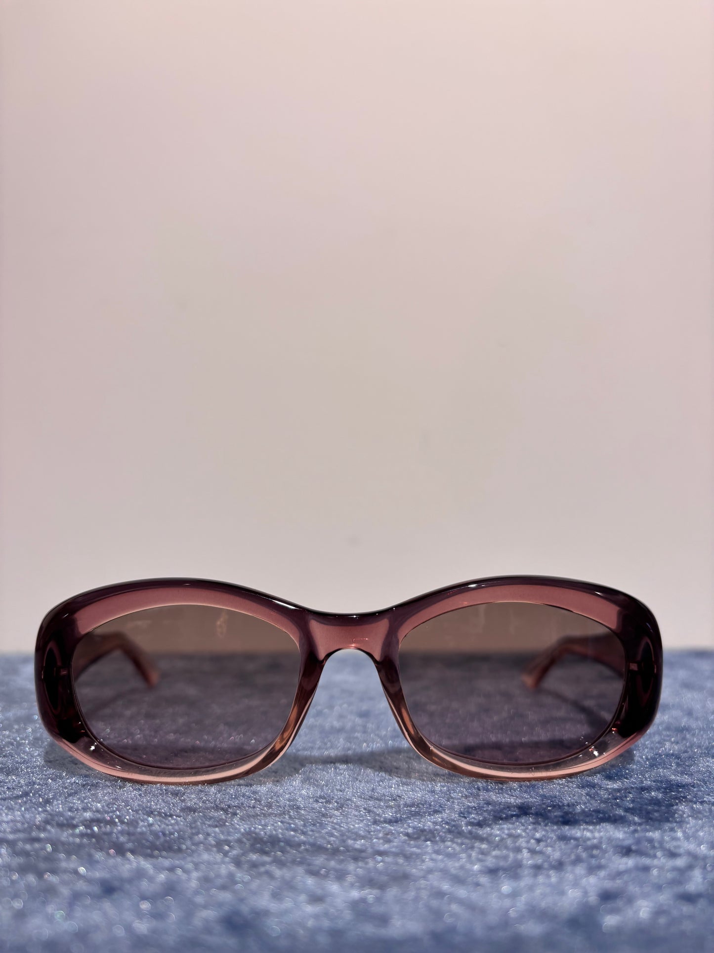 Vintage Gucci Sunglasses Pink GG2432/S