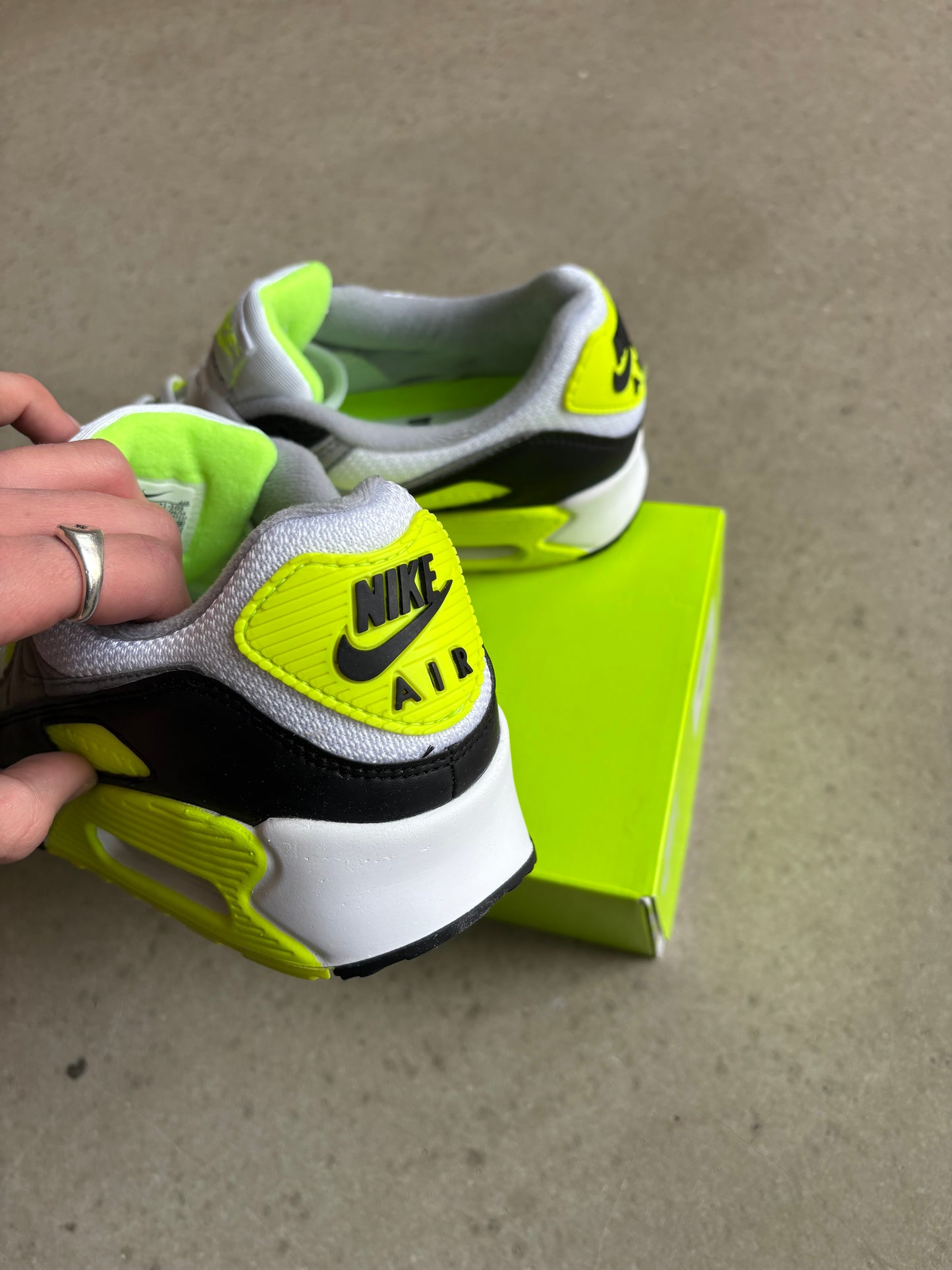 Nike Air Max 90 OG Volt Size 44.5