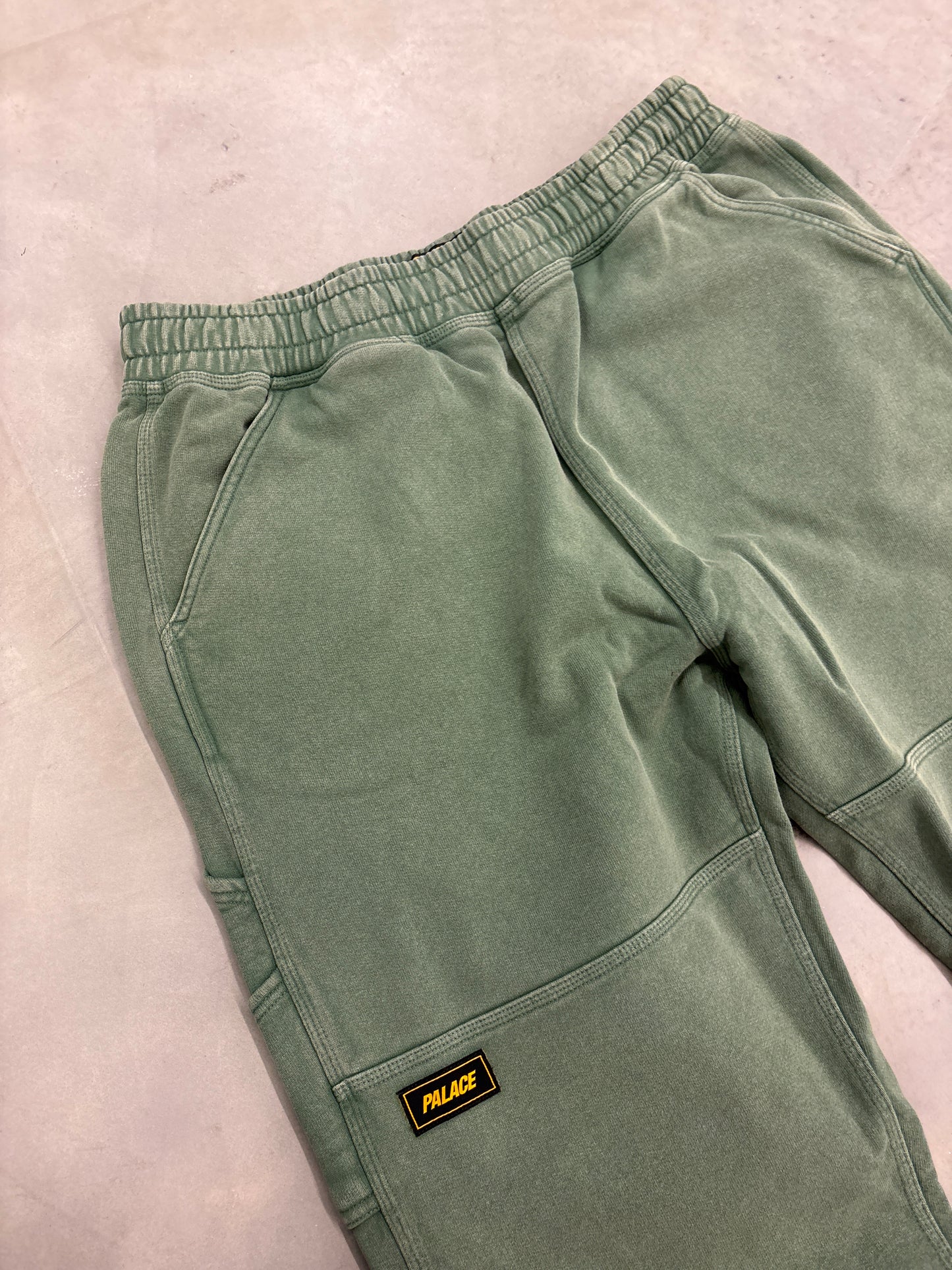 Palace Triple Stitch Jogger 'Pigment Green' L