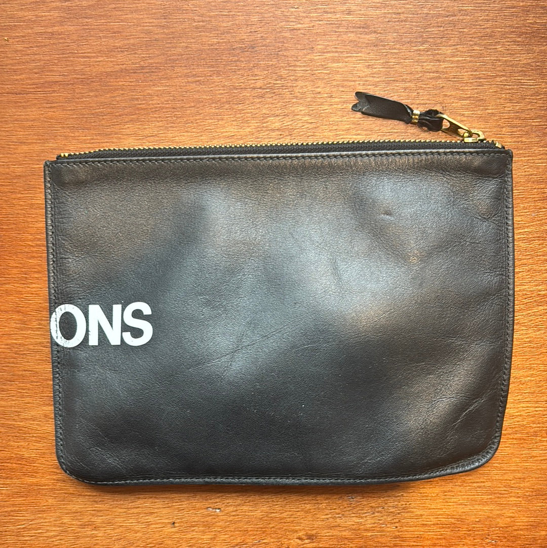 Comme Des Garçons Wallet Logo Print Pouch Black