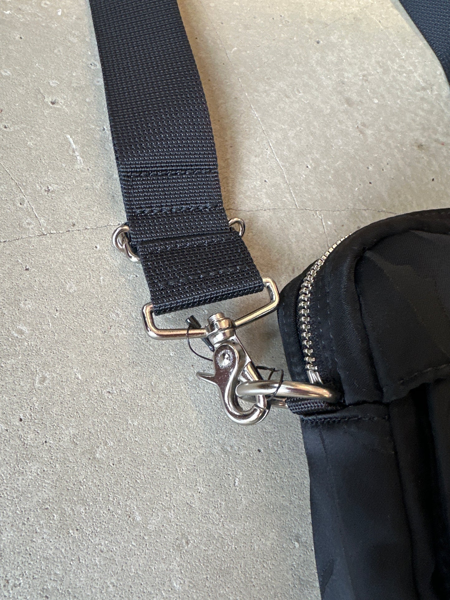 Palace Porter Vertical Shoulder Bag Black / Jacquard