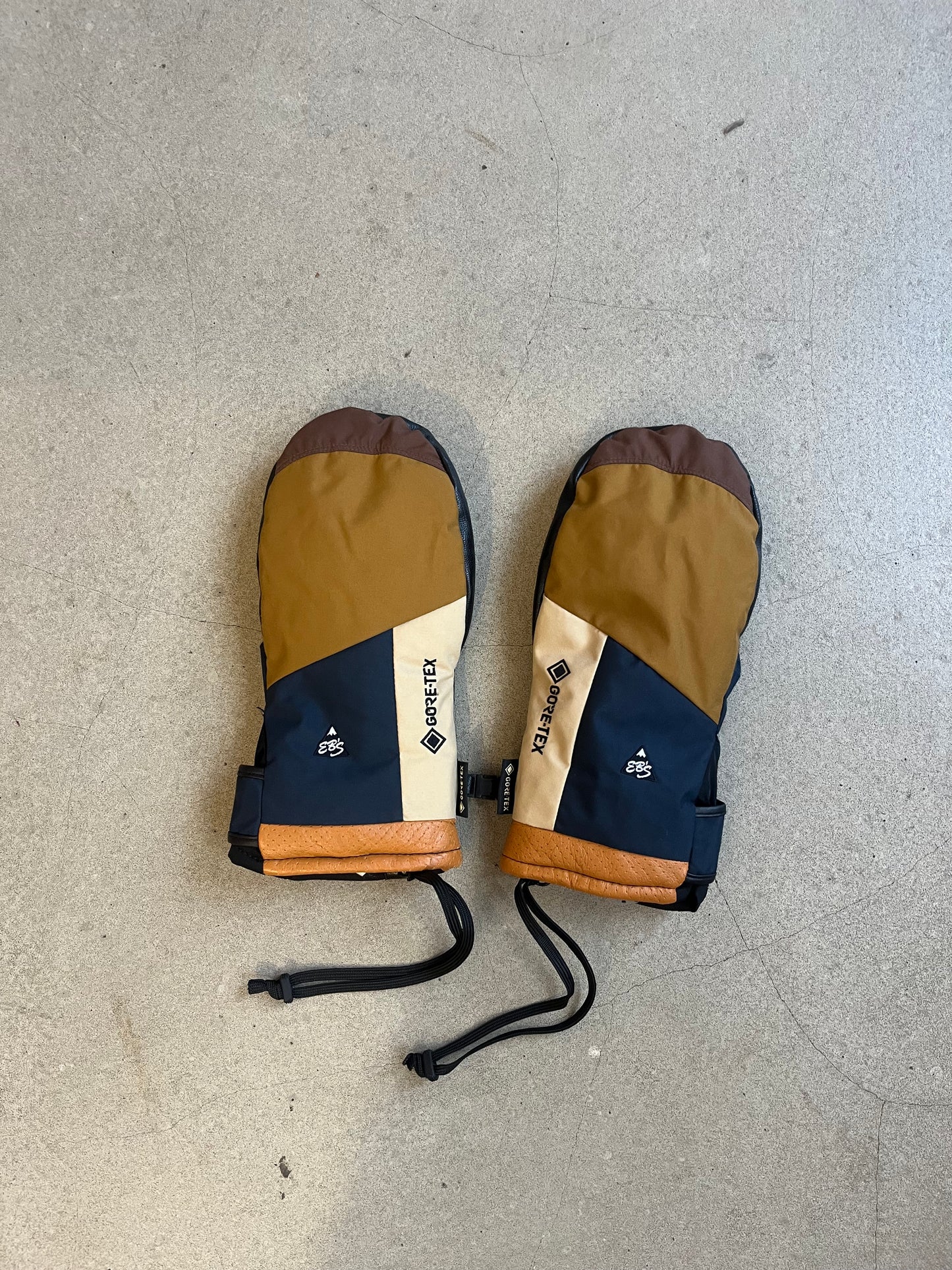 Eb's Gore-tex Gloves Brown