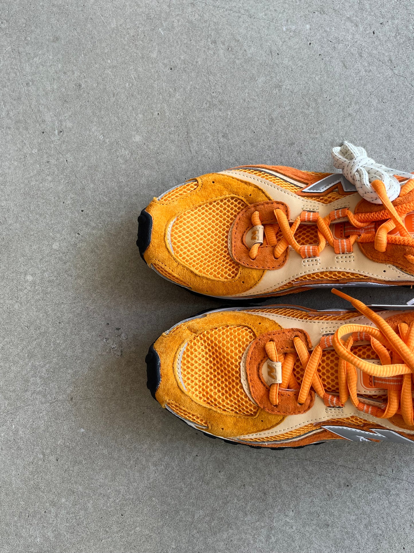 New Balance U204LKTI Size 41.5 Orange