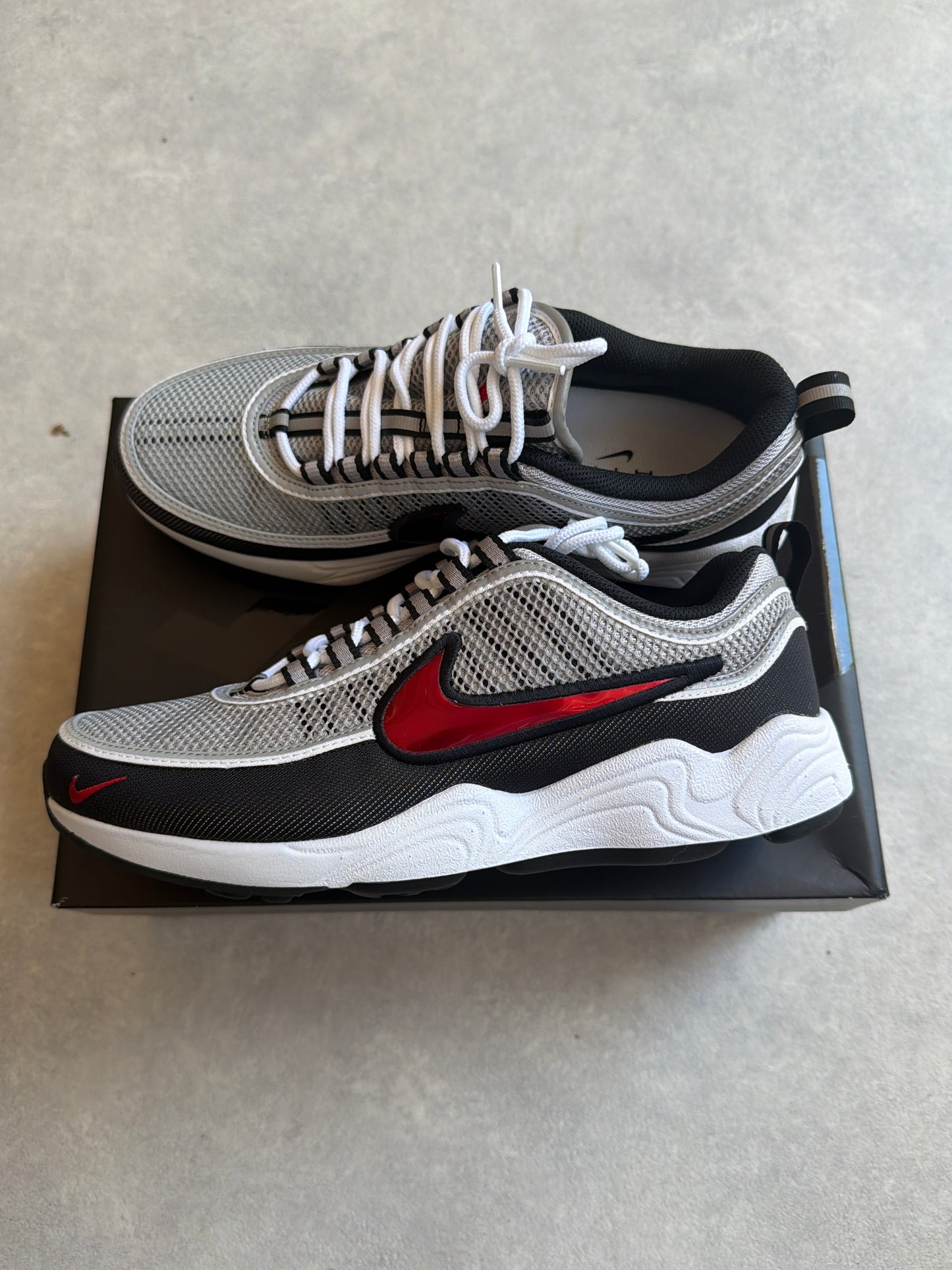 Nike Air Zoom Spiridon Metallic Silver Size 42.5