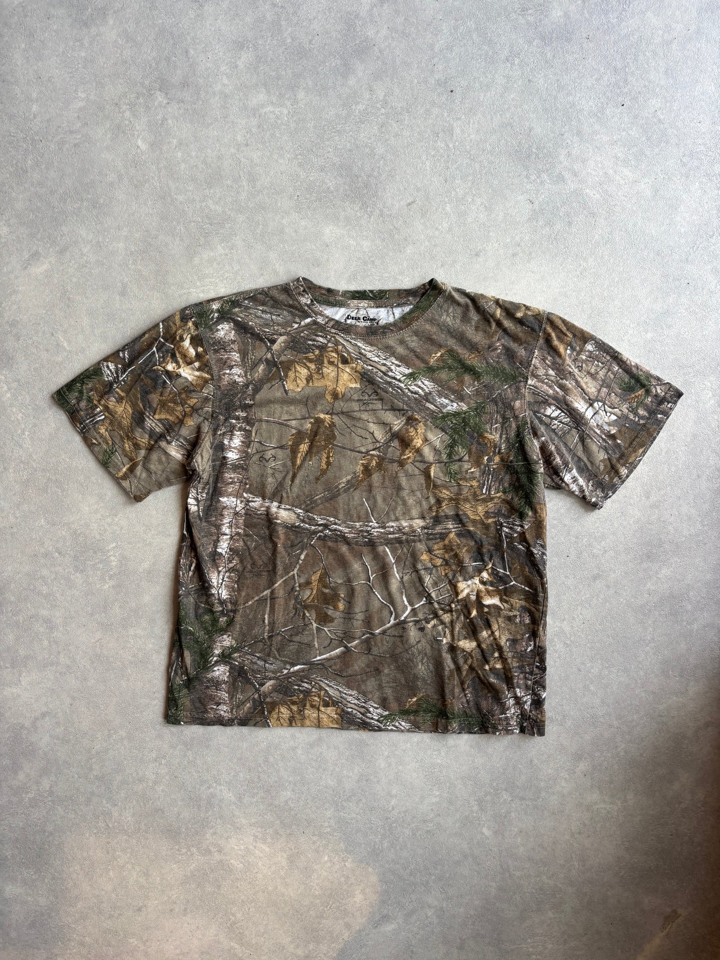 Deer Camp Real tree Tee Medium