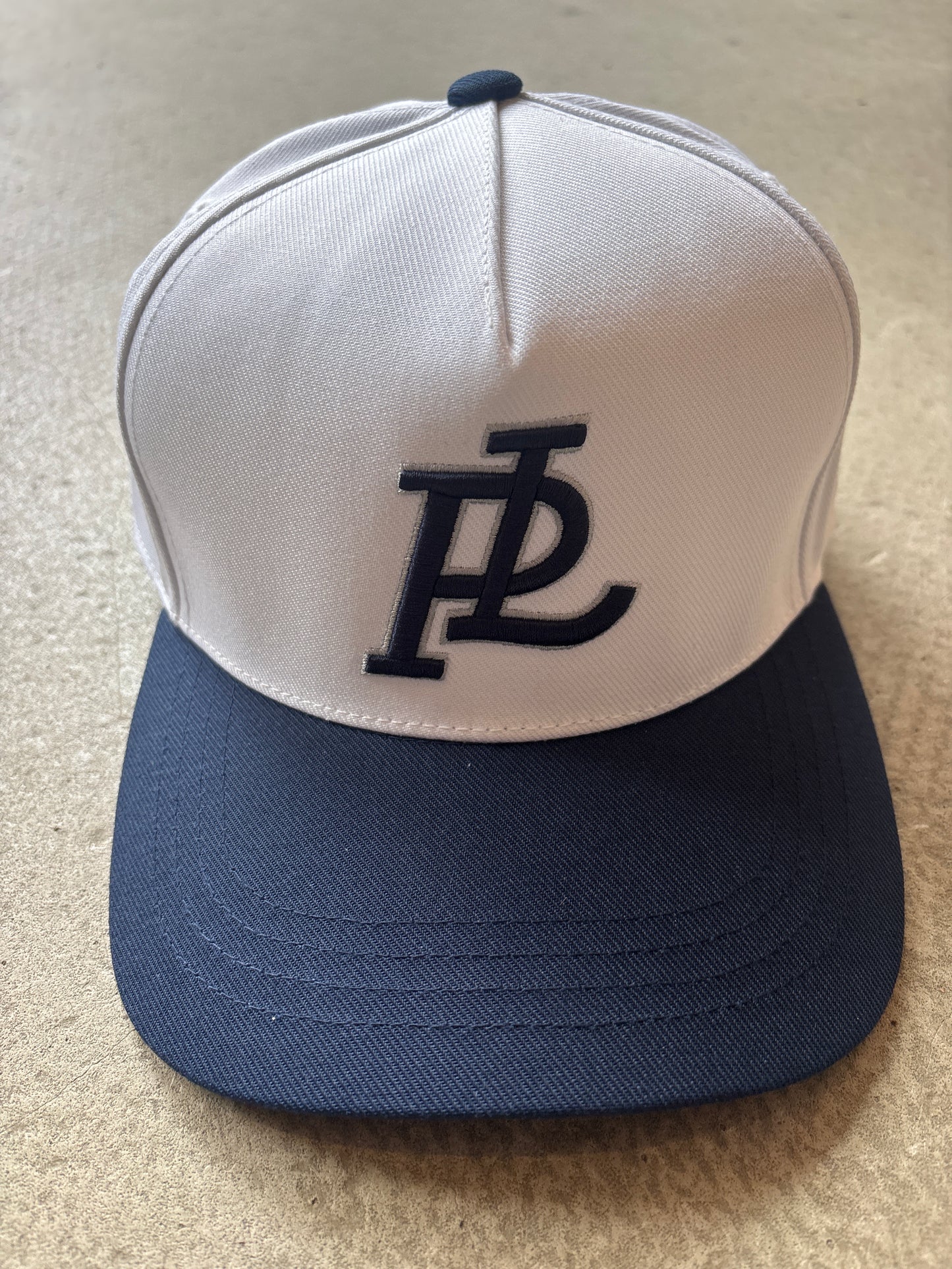 Palace P Frame 5-Panel (SS25) White/Navy