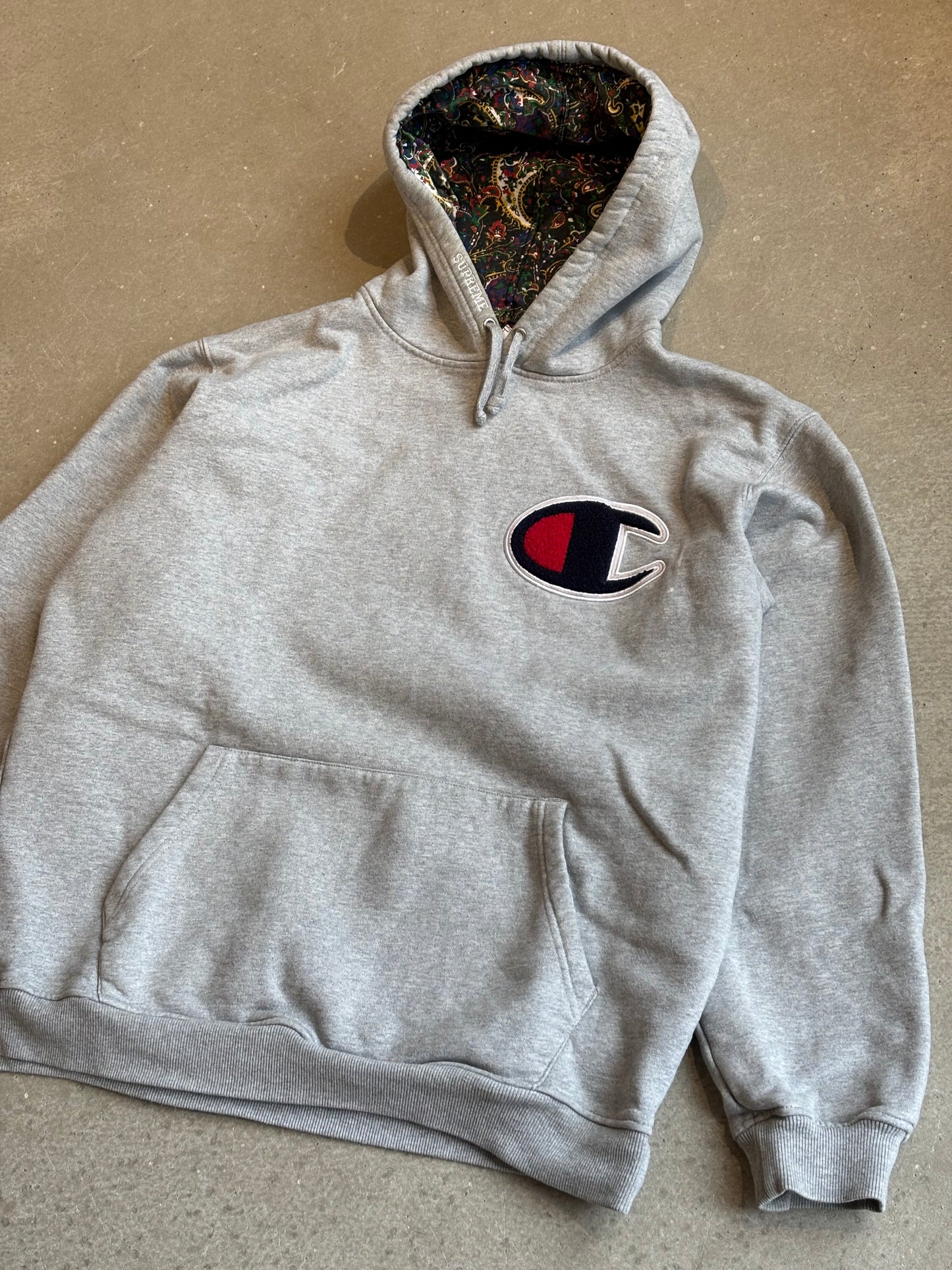 Supreme Champion Hoodie Size XL