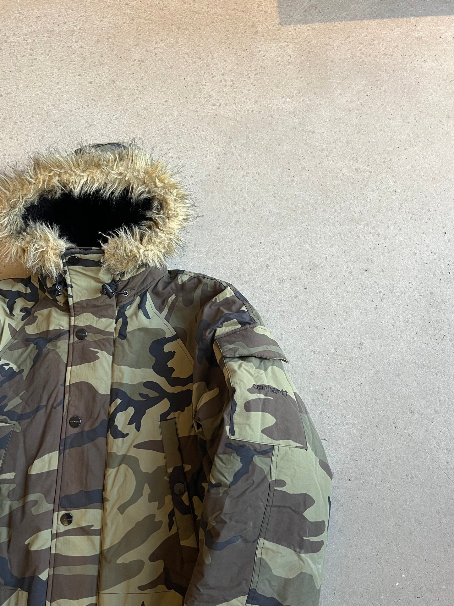 Carhartt Camo Fur Parka Medium
