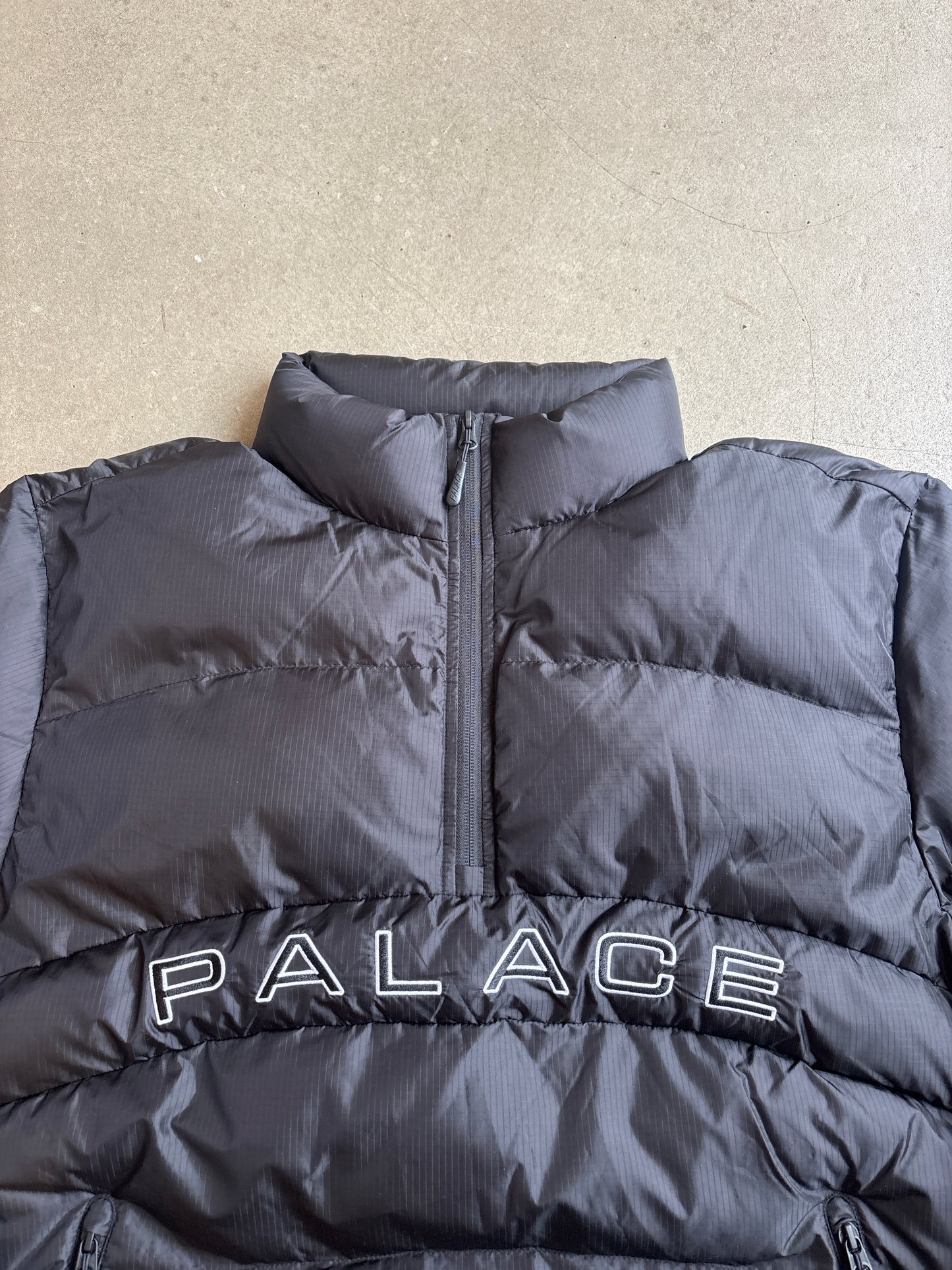 Palace Ripstop Arc Puffer Jacket Black XL