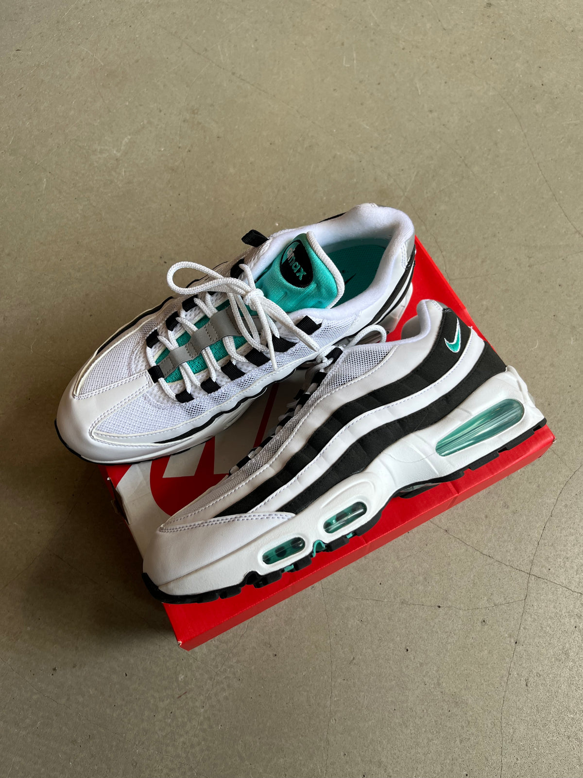 Nike Air Max 95 'Black Border' Size 45,5